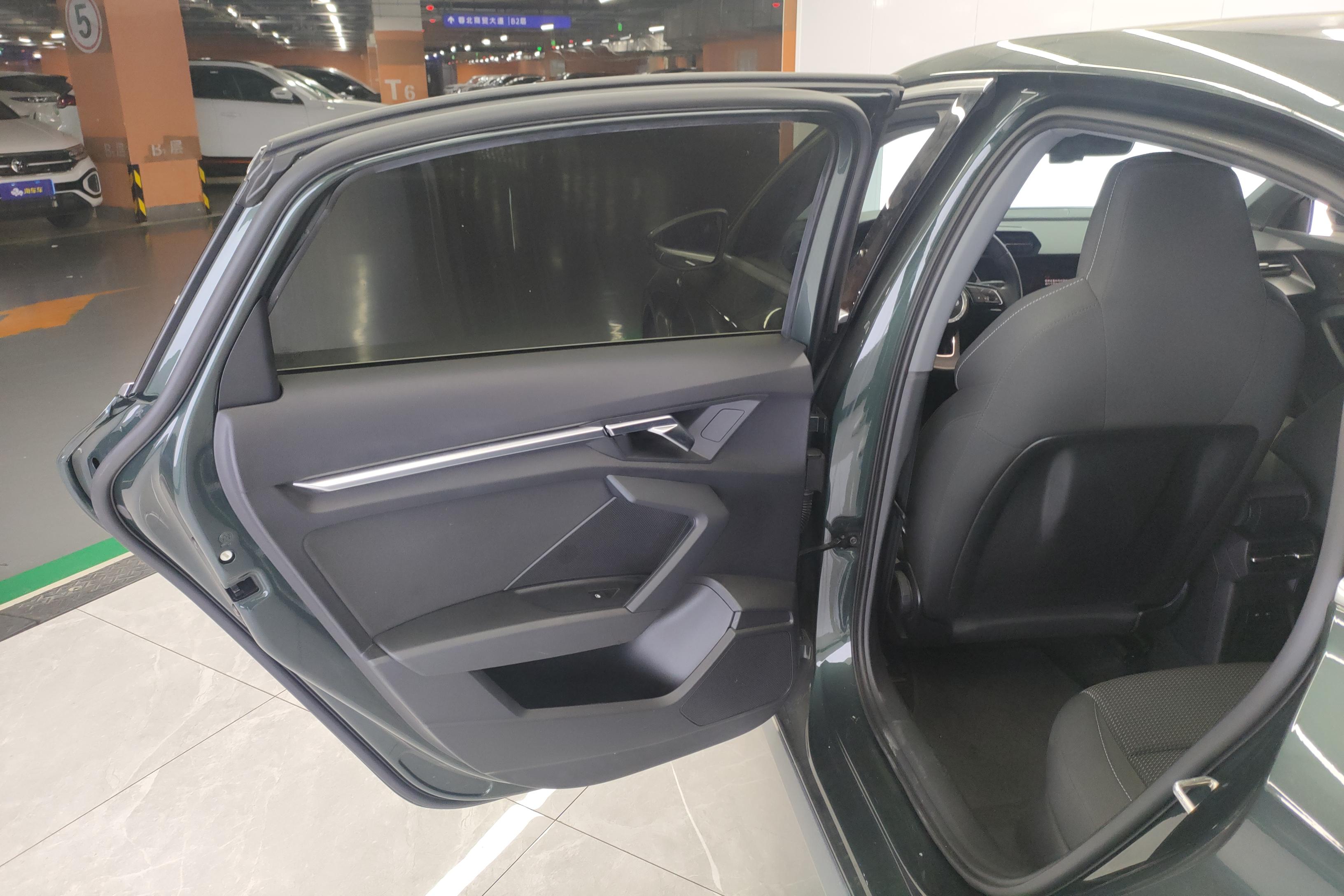 奥迪A3 L35TFSI 2022款 1.4T 自动 Limousine进取运动型 (国Ⅵ) 