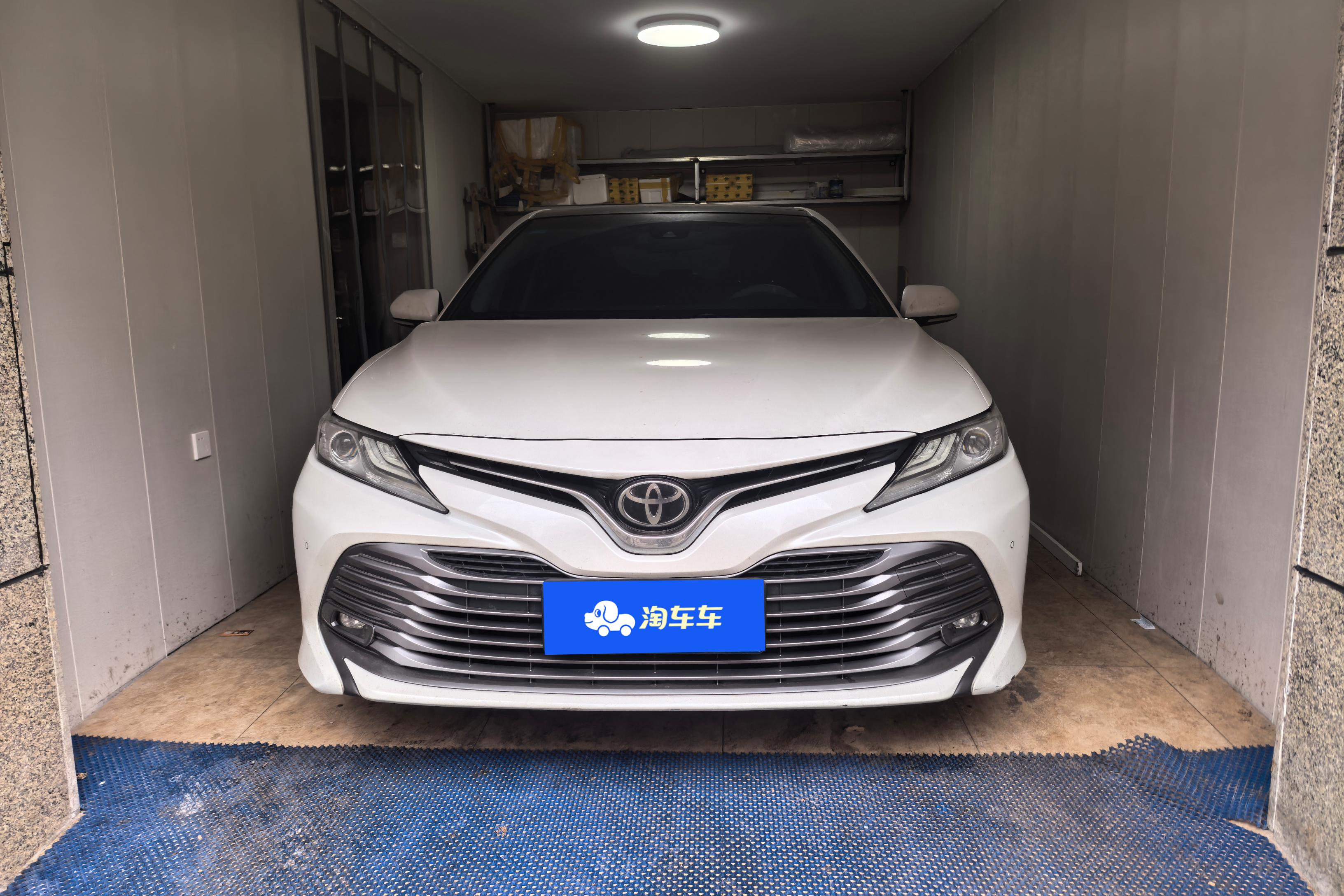 丰田凯美瑞 2018款 2.5L 自动 豪华版 (国Ⅴ) 