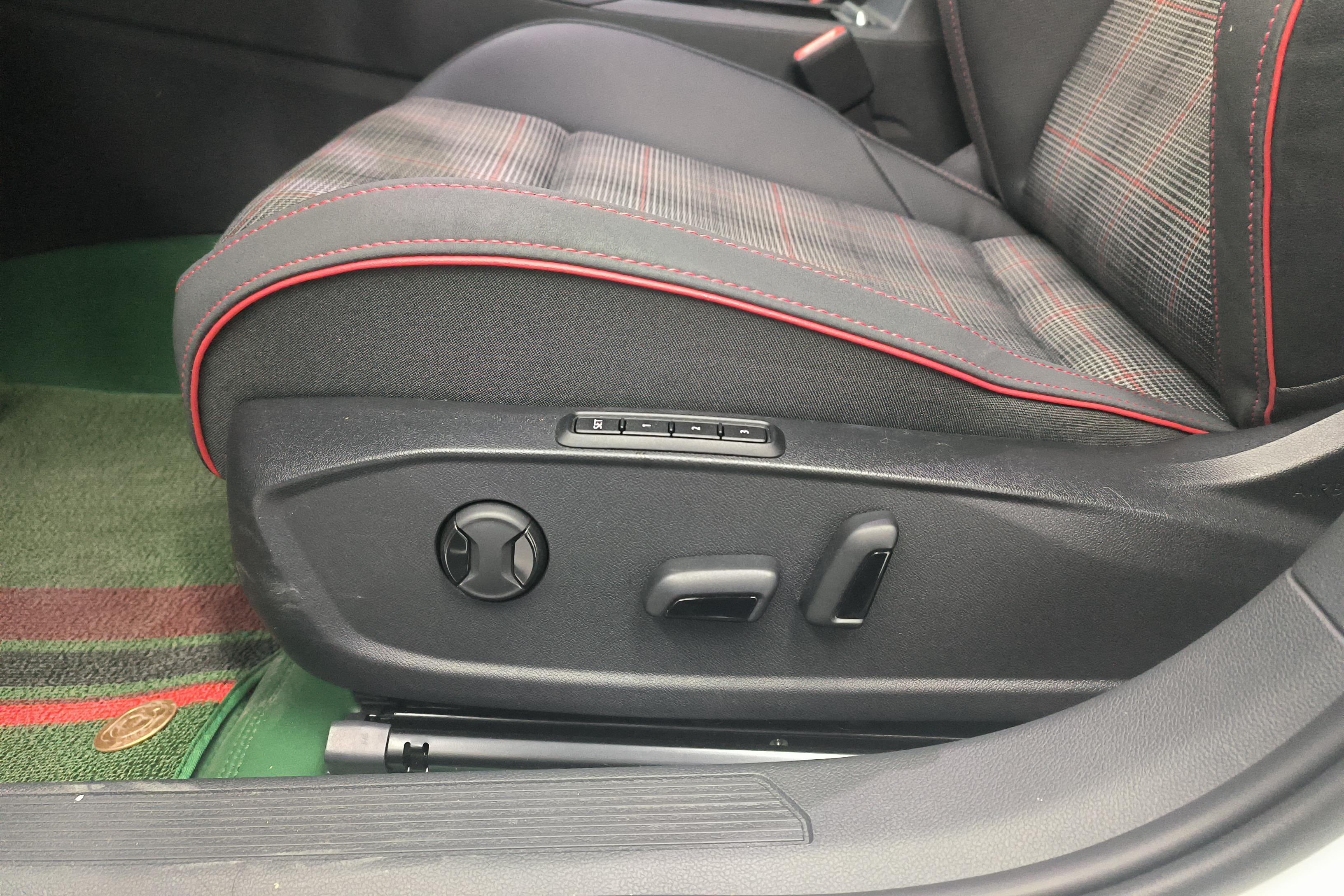大众高尔夫GTI 2021款 2.0T 自动 汽油 380TSI-GTI (国Ⅵ) 
