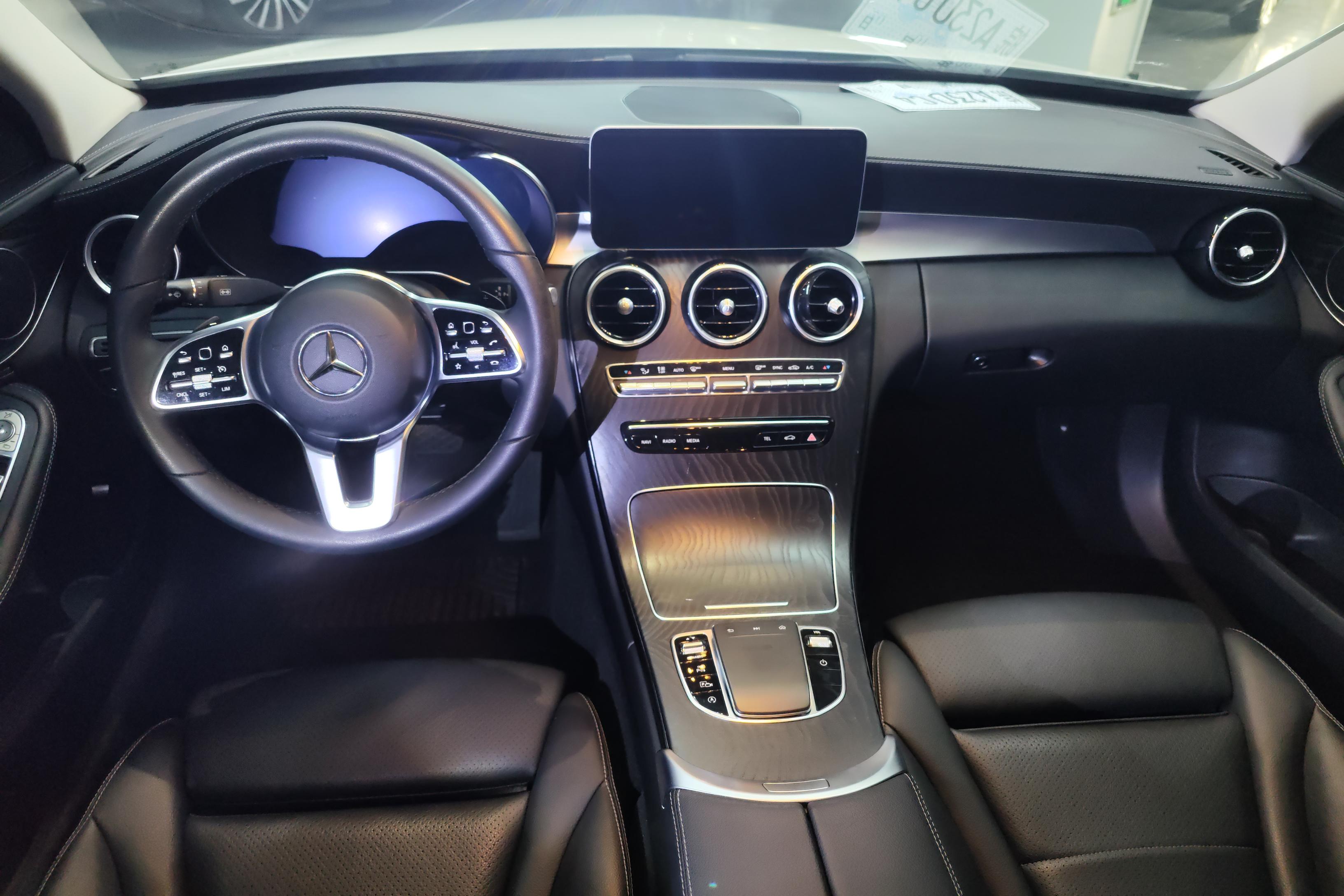 奔驰C级 C260L 2019款 1.5T 自动 运动版改款 (国Ⅵ) 