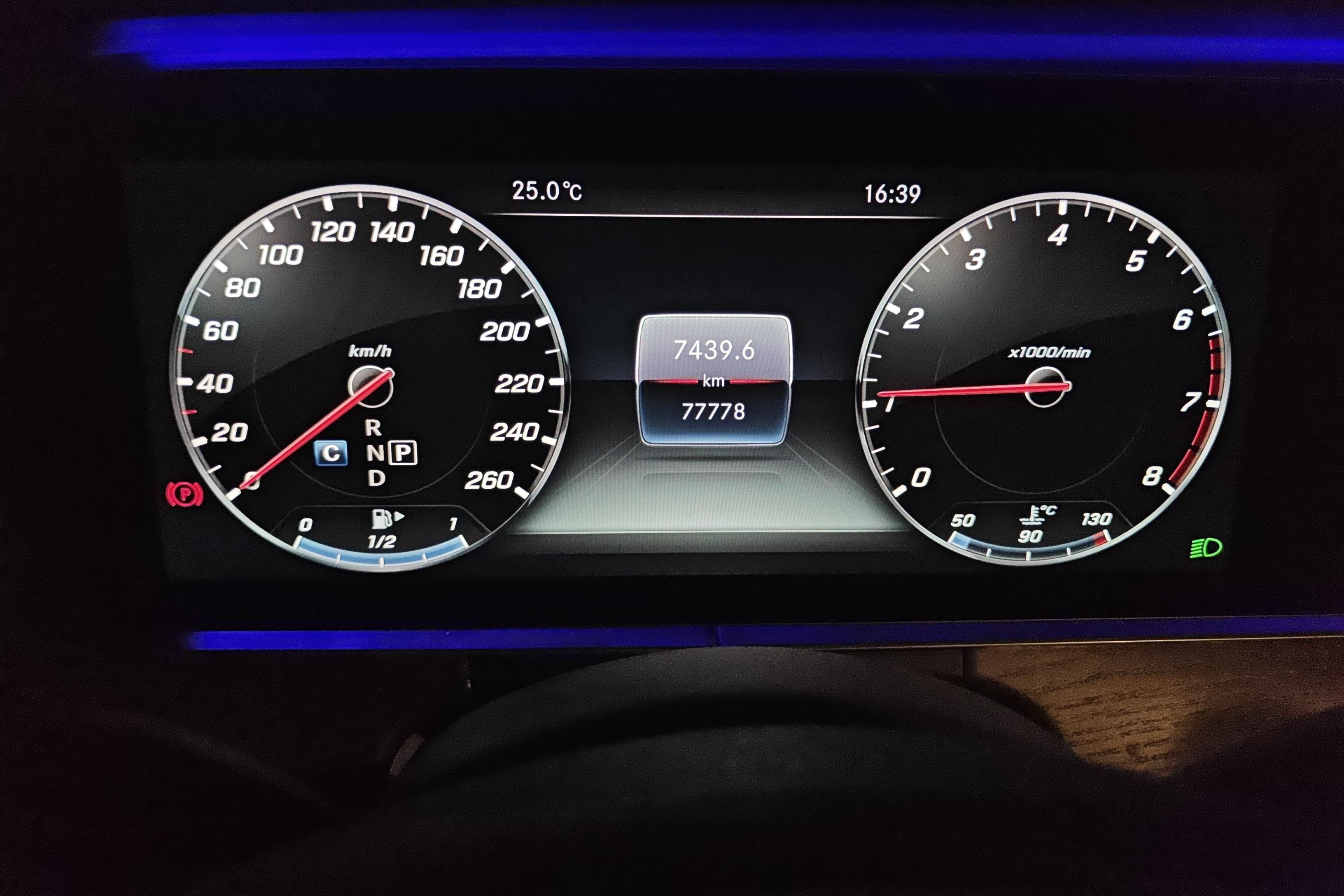 奔驰E级 E300L 2016款 2.0T 自动 汽油 时尚型 (国Ⅴ) 