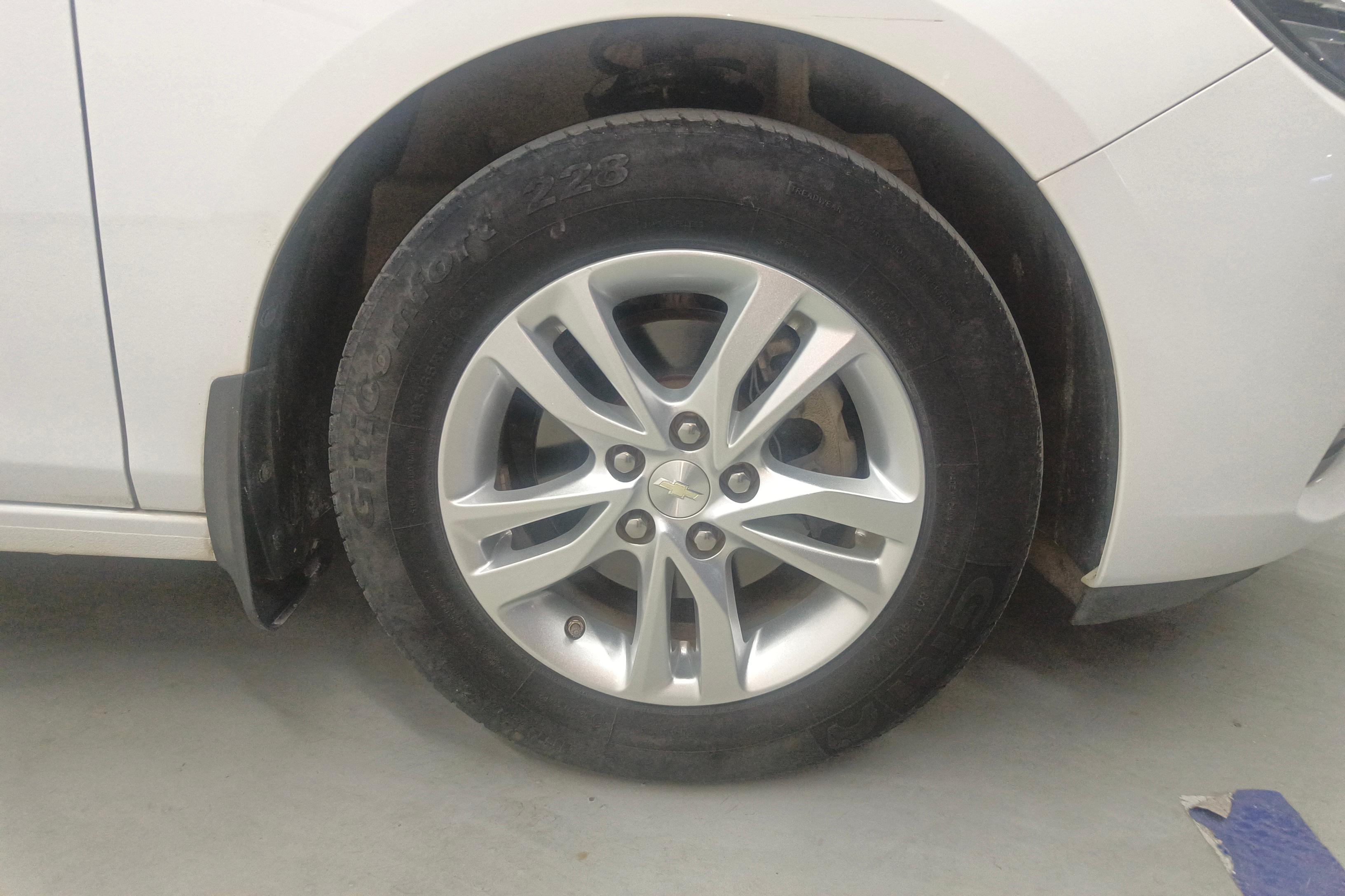 雪佛兰科沃兹 2018款 1.5L 自动 320欣悦版 (国Ⅴ) 