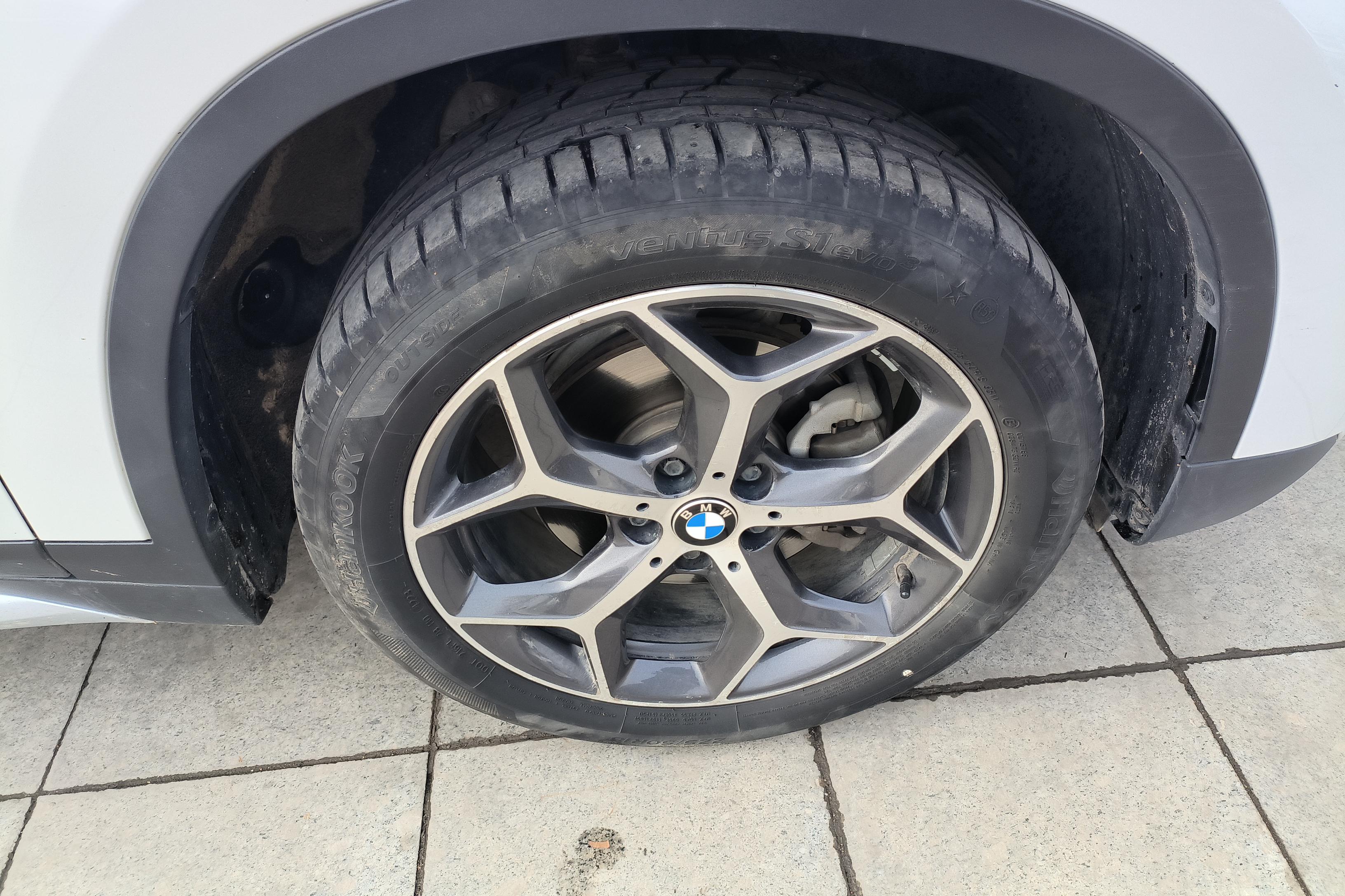 宝马X1 sDrive18Li 2019款 1.5T 自动 前驱 汽油 尊享型 (国Ⅴ) 