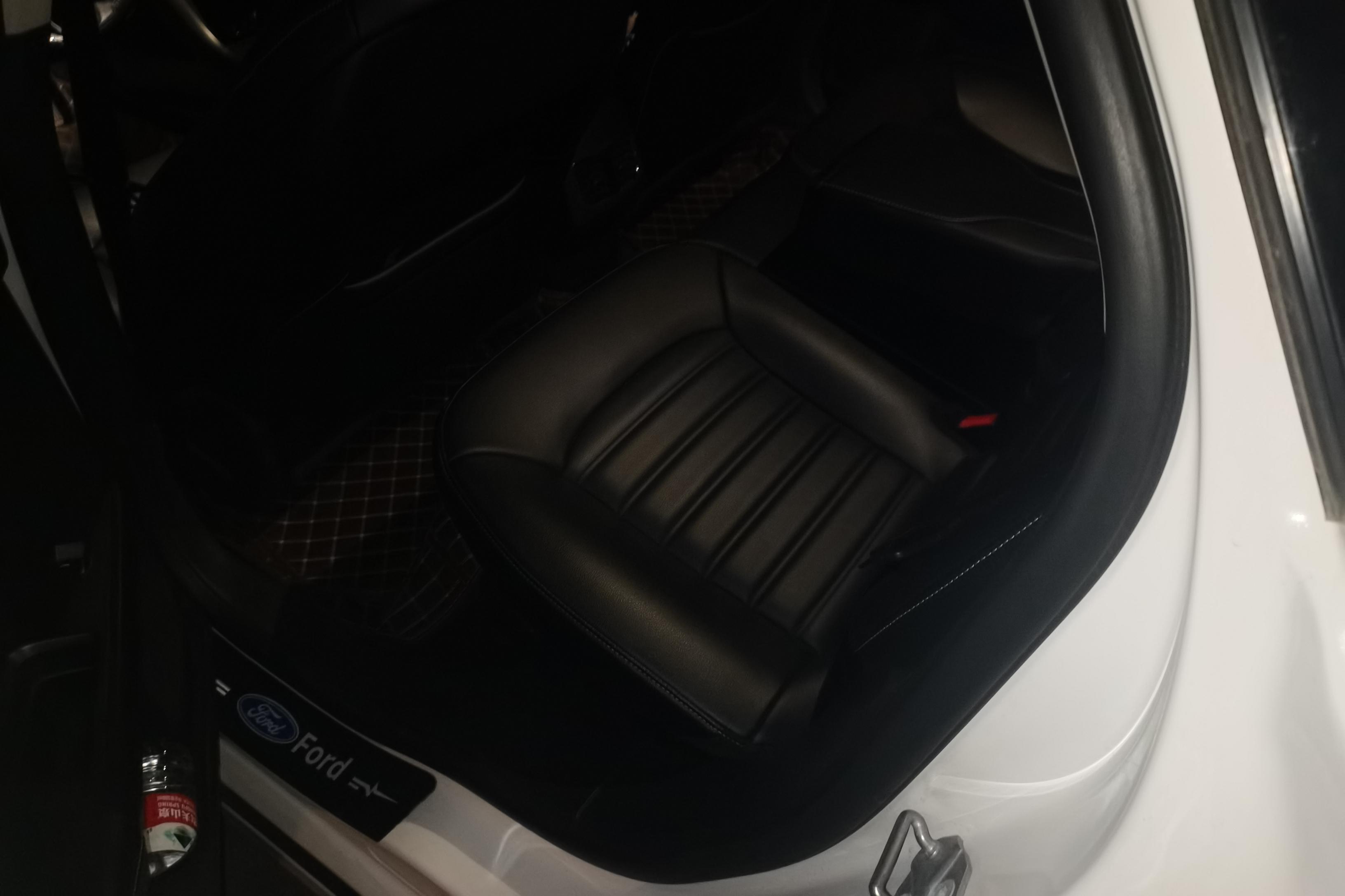 福特蒙迪欧 2020款 1.5T 自动 EcoBoost180时尚型 (国Ⅵ) 