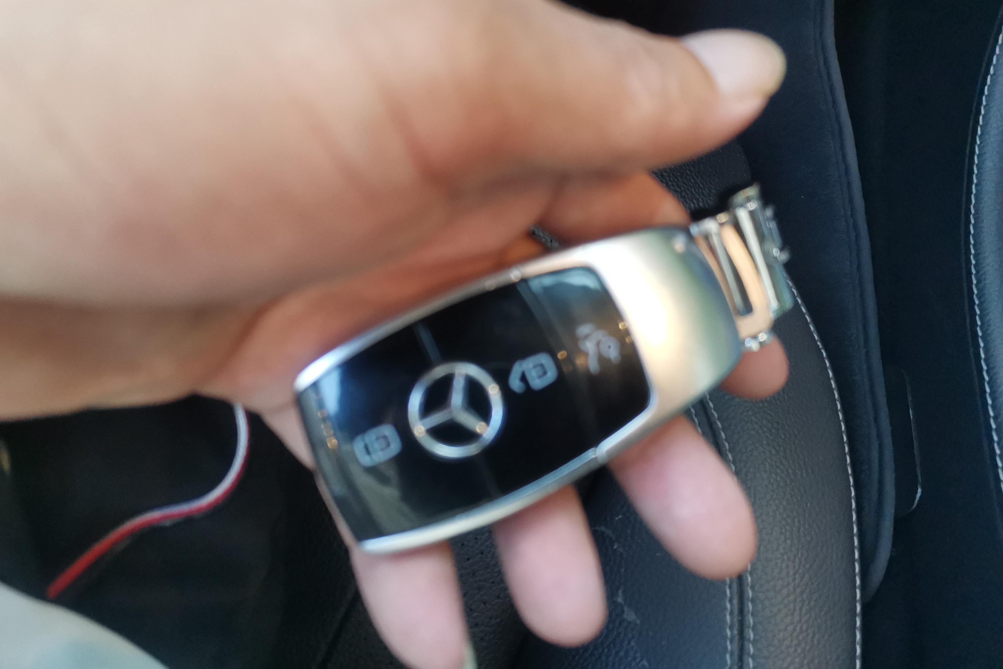 奔驰E级 E200 [进口] 2019款 2.0T 自动 汽油 运动型 