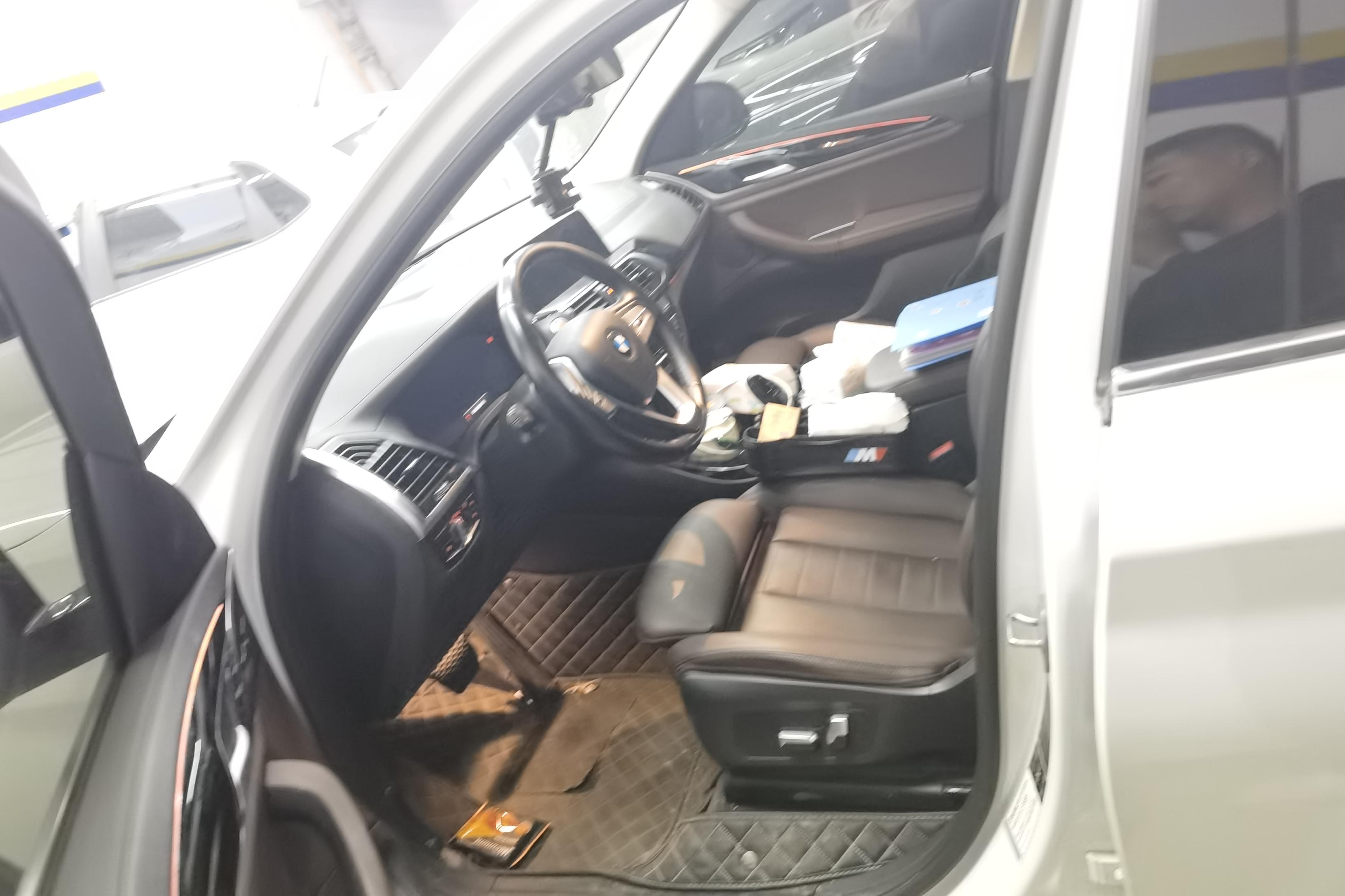 宝马X3 2021款 2.0T 自动 四驱 豪华套装版 (国Ⅵ) 