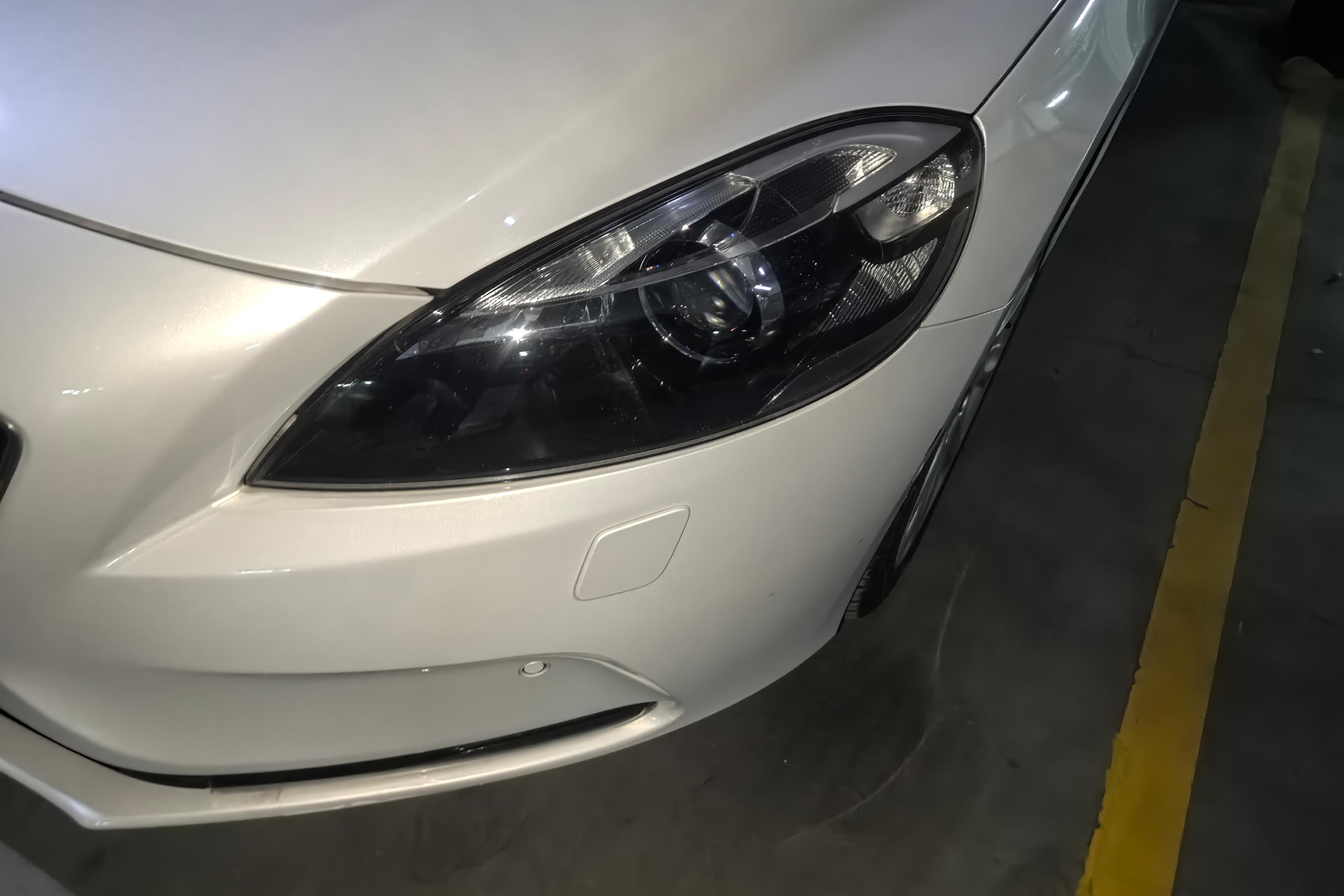 沃尔沃V40 [进口] 2015款 1.6T 自动 智雅版 (欧Ⅳ) 