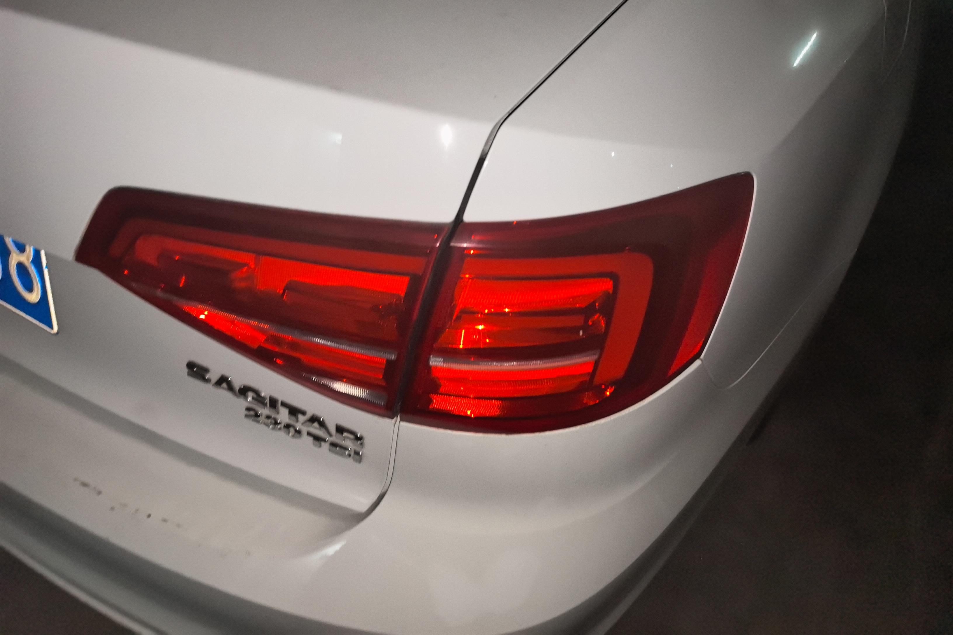 大众速腾 2015款 1.4T 自动 230TSI豪华型 (国Ⅴ) 