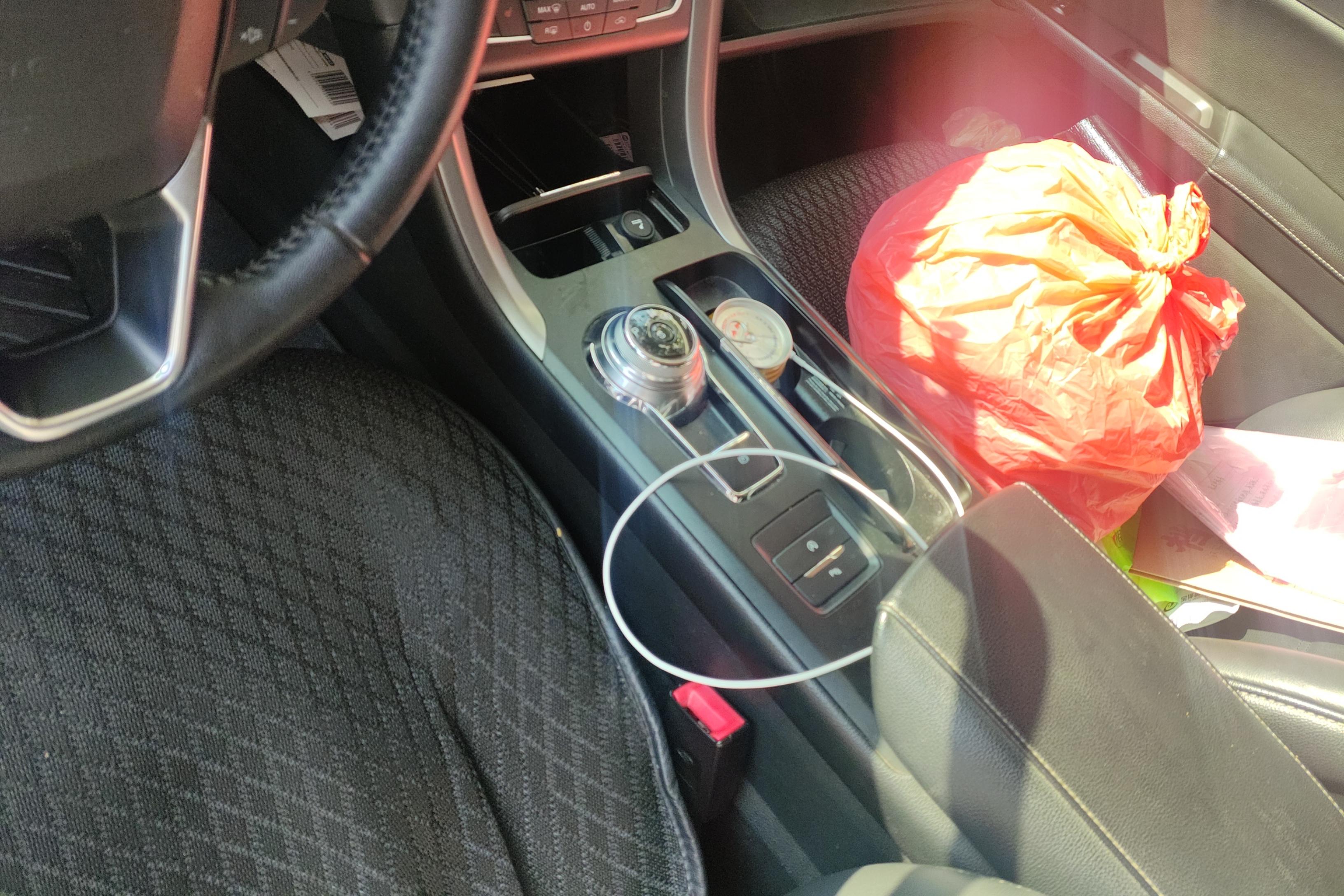 福特蒙迪欧 2017款 1.5T 自动 EcoBoost180豪华型 (国Ⅴ) 