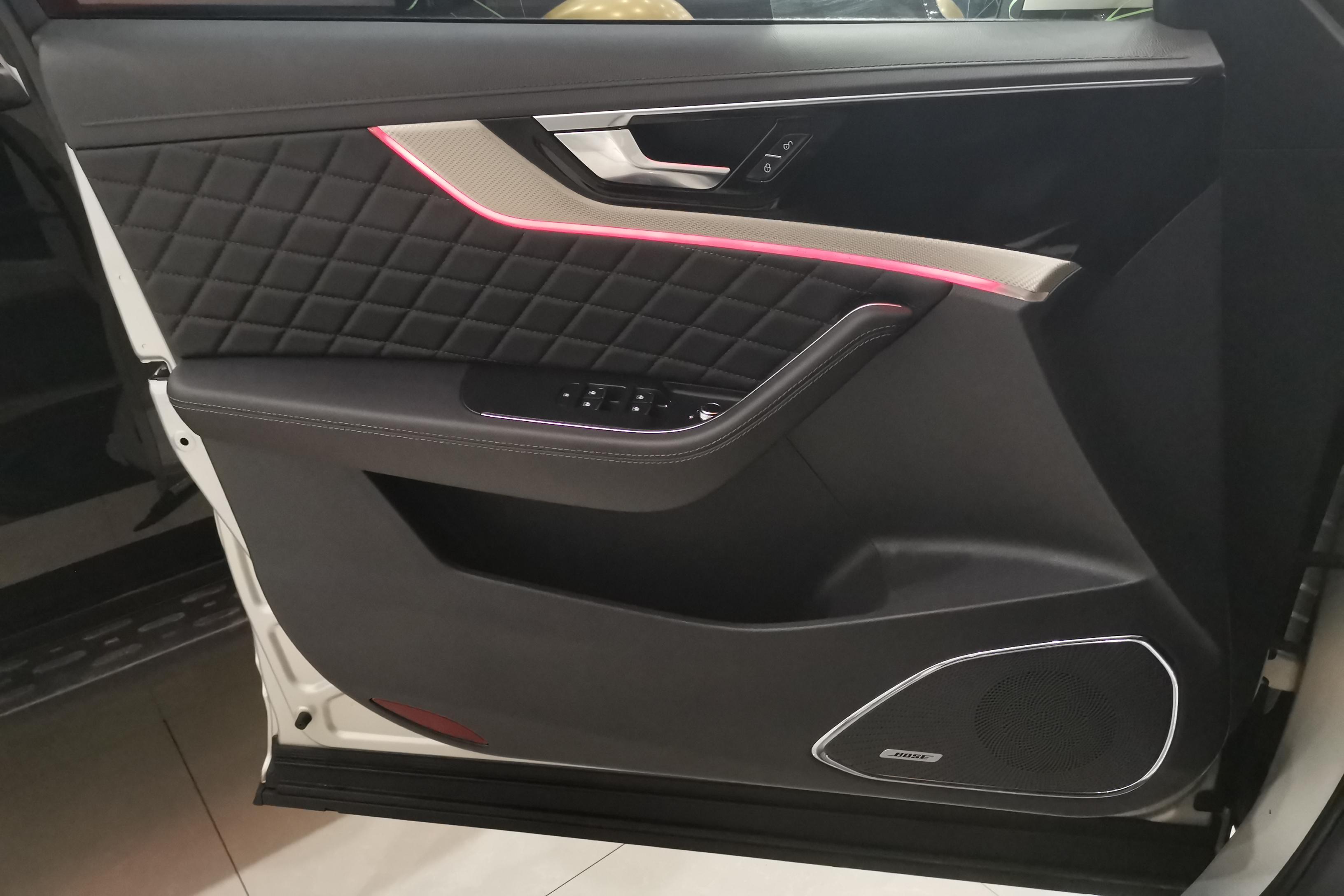 红旗HS5 2019款 2.0T 自动 智联旗享版 (国Ⅵ) 