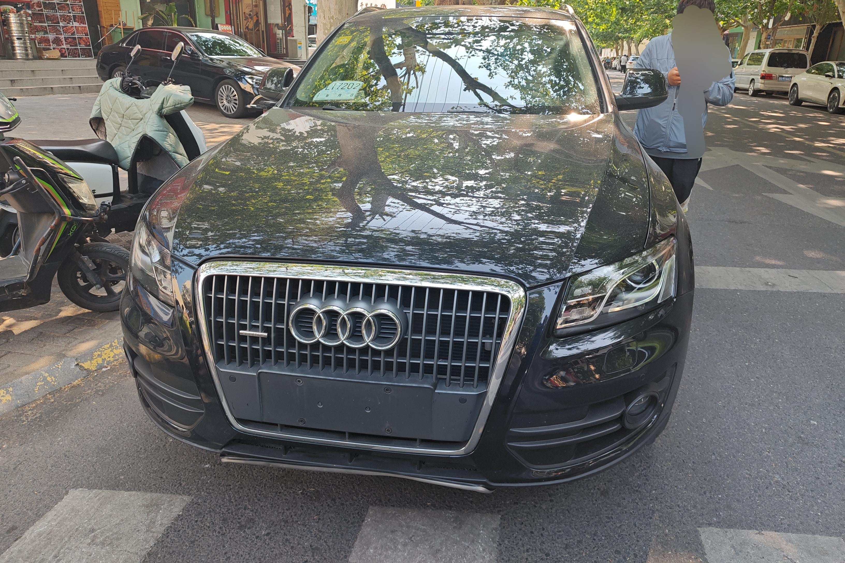 奥迪Q5 2012款 2.0T 自动 四驱 汽油 舒适型 (国Ⅳ) 