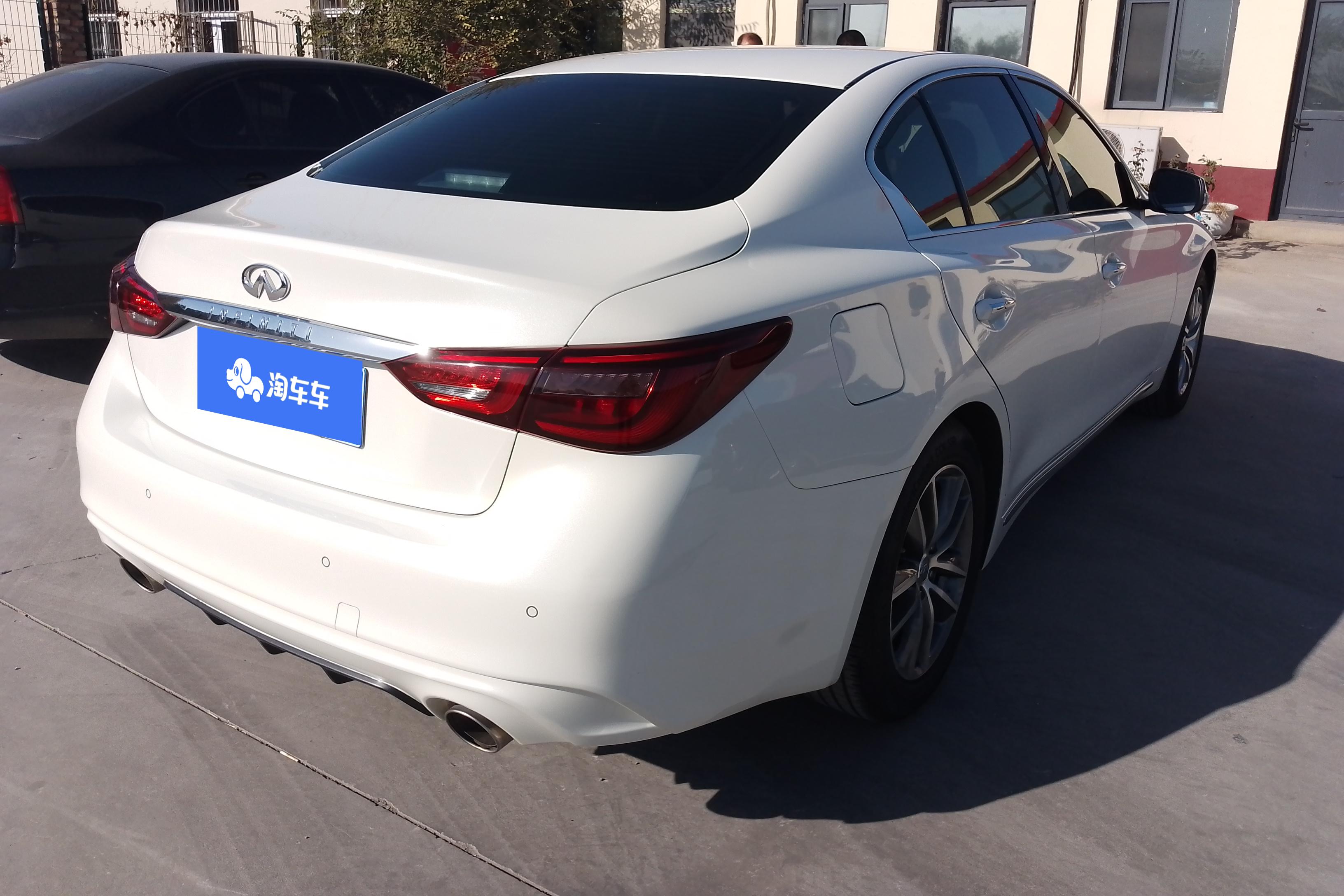 英菲尼迪Q50L 2018款 2.0T 自动 舒适版 (国Ⅵ) 