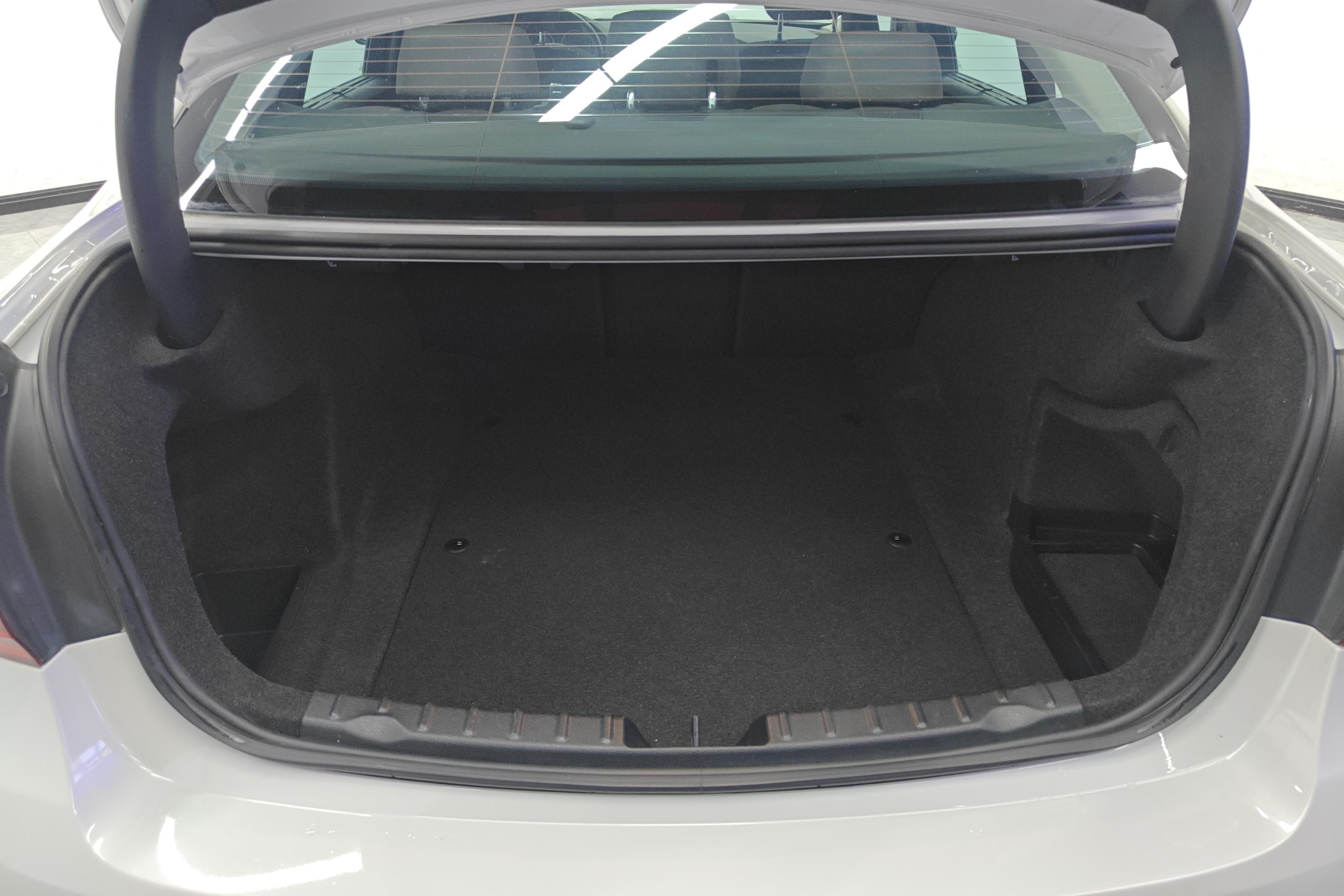 宝马3系 320Li 2019款 2.0T 自动 汽油 时尚版 (国Ⅴ) 