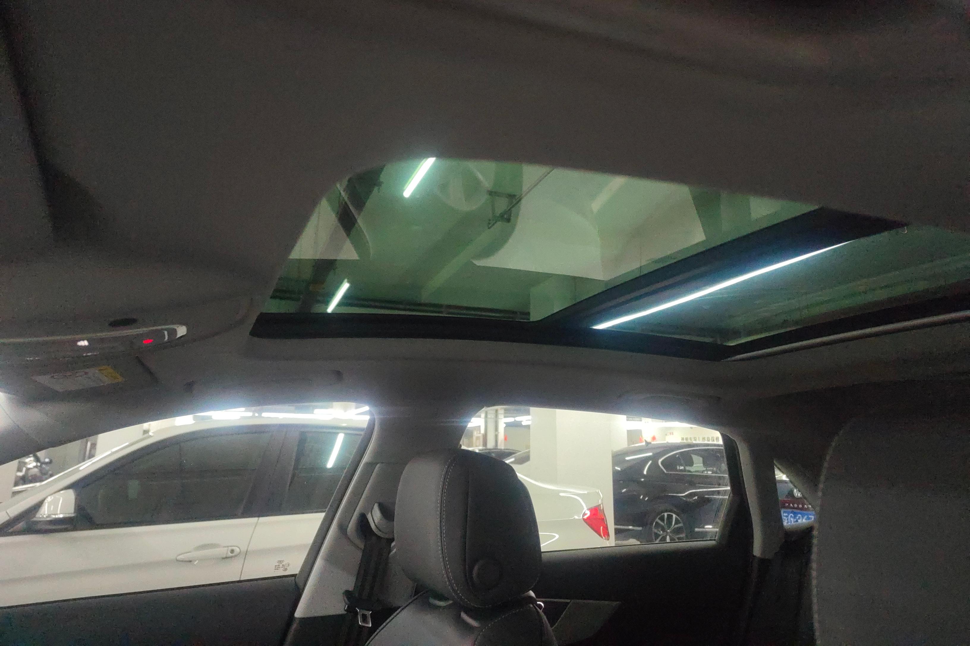 奥迪A4L 40TFSI 2022款 2.0T 自动 前驱 豪华动感型 (国Ⅵ) 