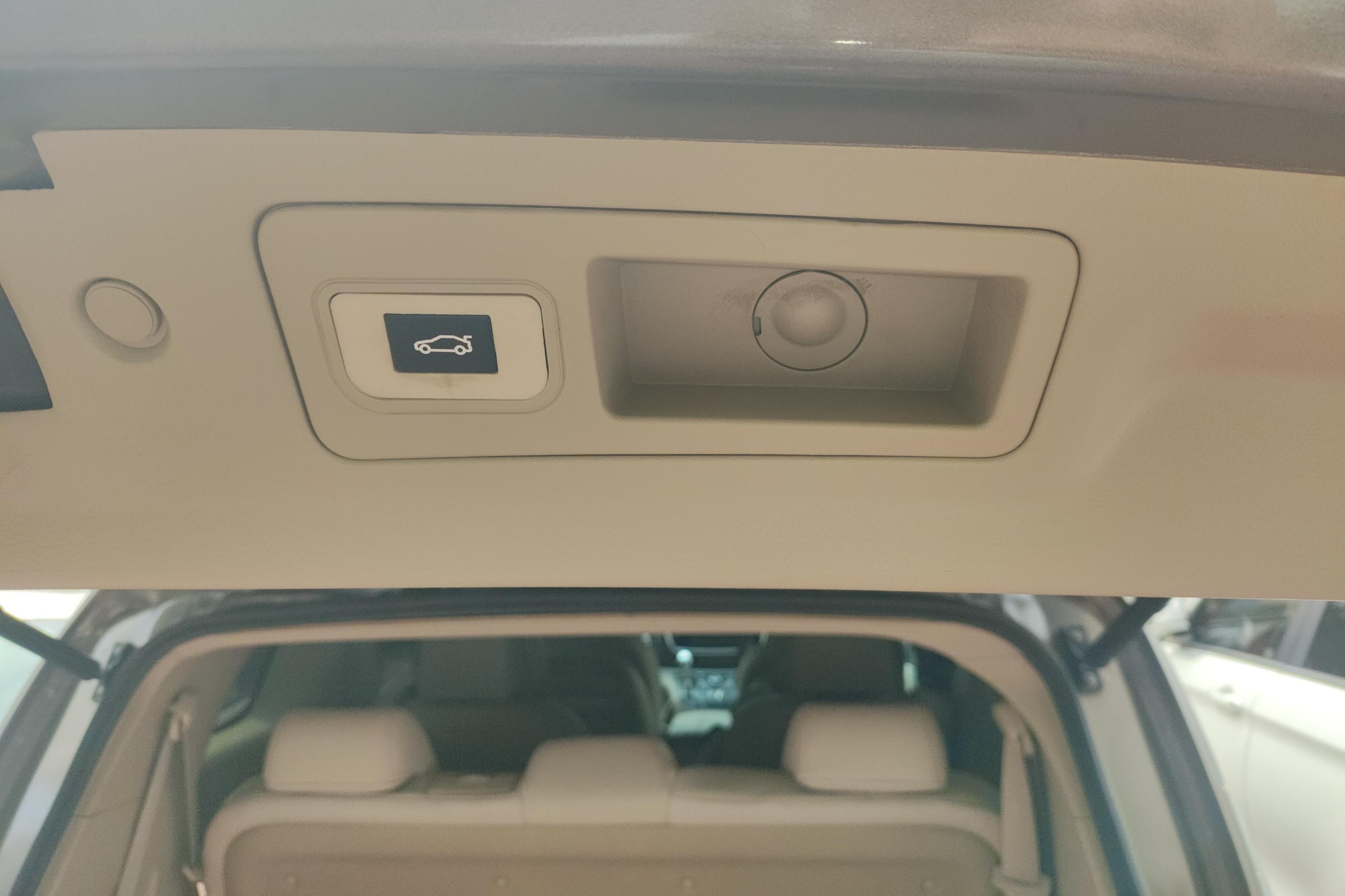 别克GL8 2018款 2.0T 自动 前驱 7座 28T舒适型 (国Ⅵ) 