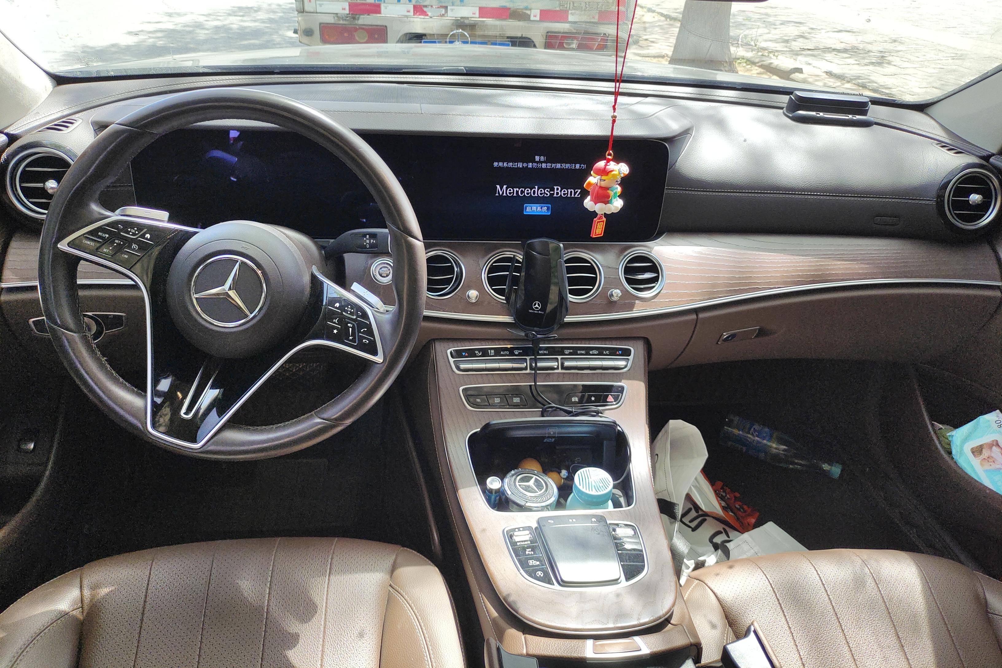 奔驰E级 E300L 2021款 2.0T 自动 汽油 运动时尚型 (国Ⅵ) 