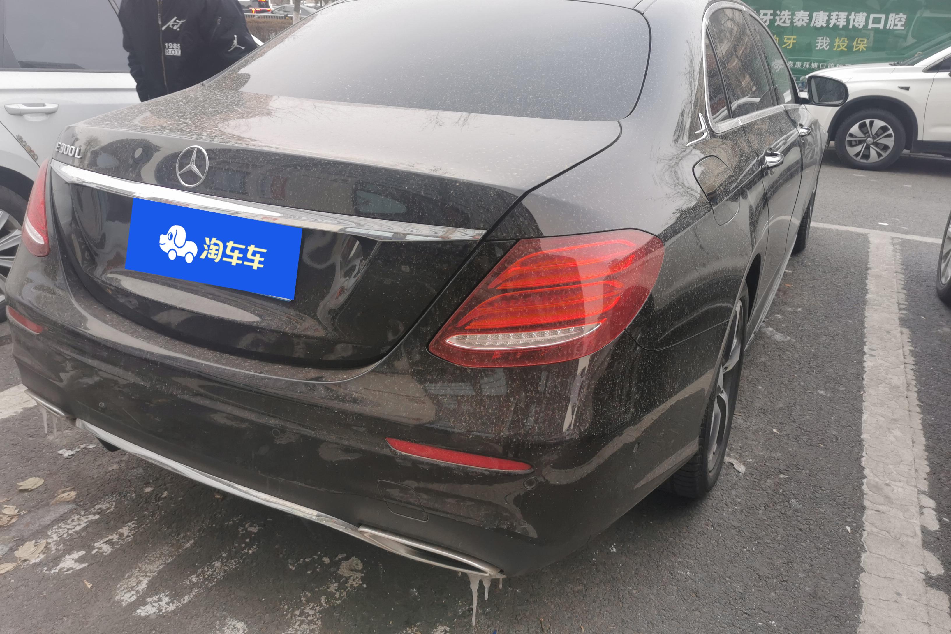 奔驰E级 E300L 2019款 2.0T 自动 汽油 运动豪华型改款 (国Ⅵ) 