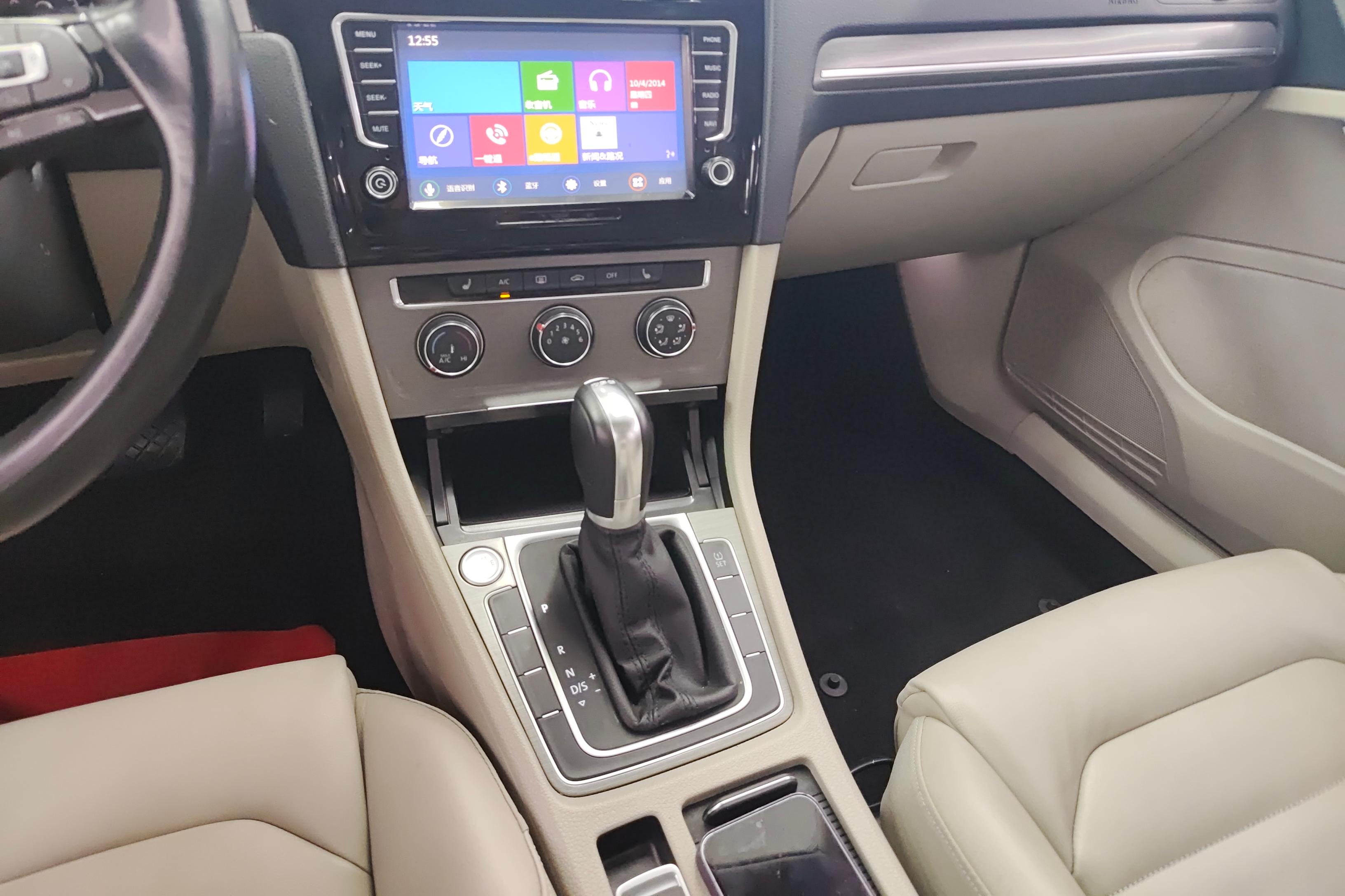 大众高尔夫 2015款 1.4T 自动 汽油 豪华型 (国Ⅳ) 