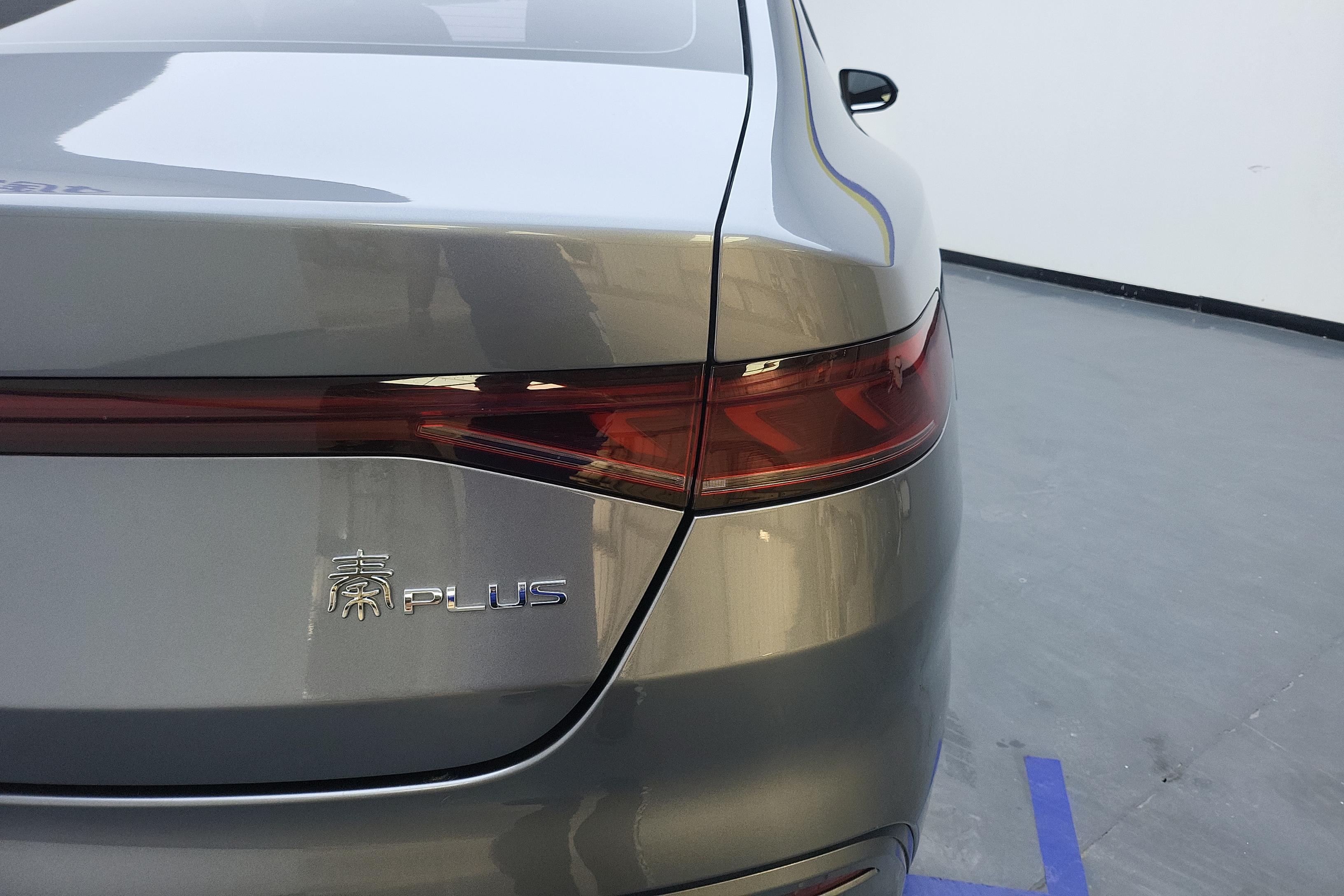 比亚迪秦PLUS 2021款 1.5L 自动 旗舰型 (国Ⅵ) 