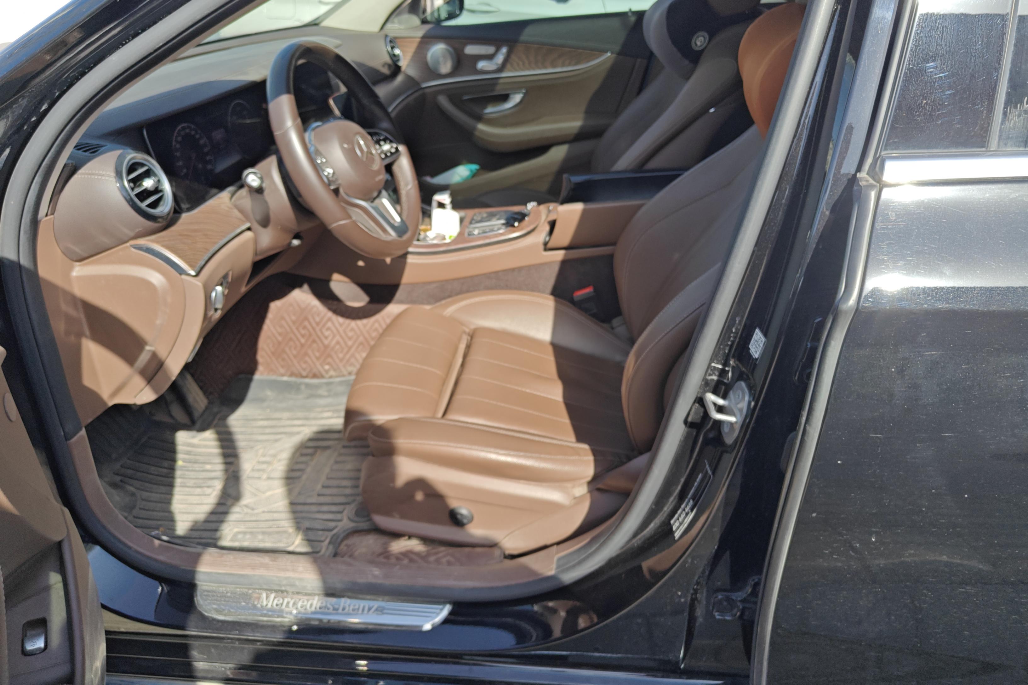 奔驰E级 E200L 2019款 2.0T 自动 汽油 (国Ⅴ) 