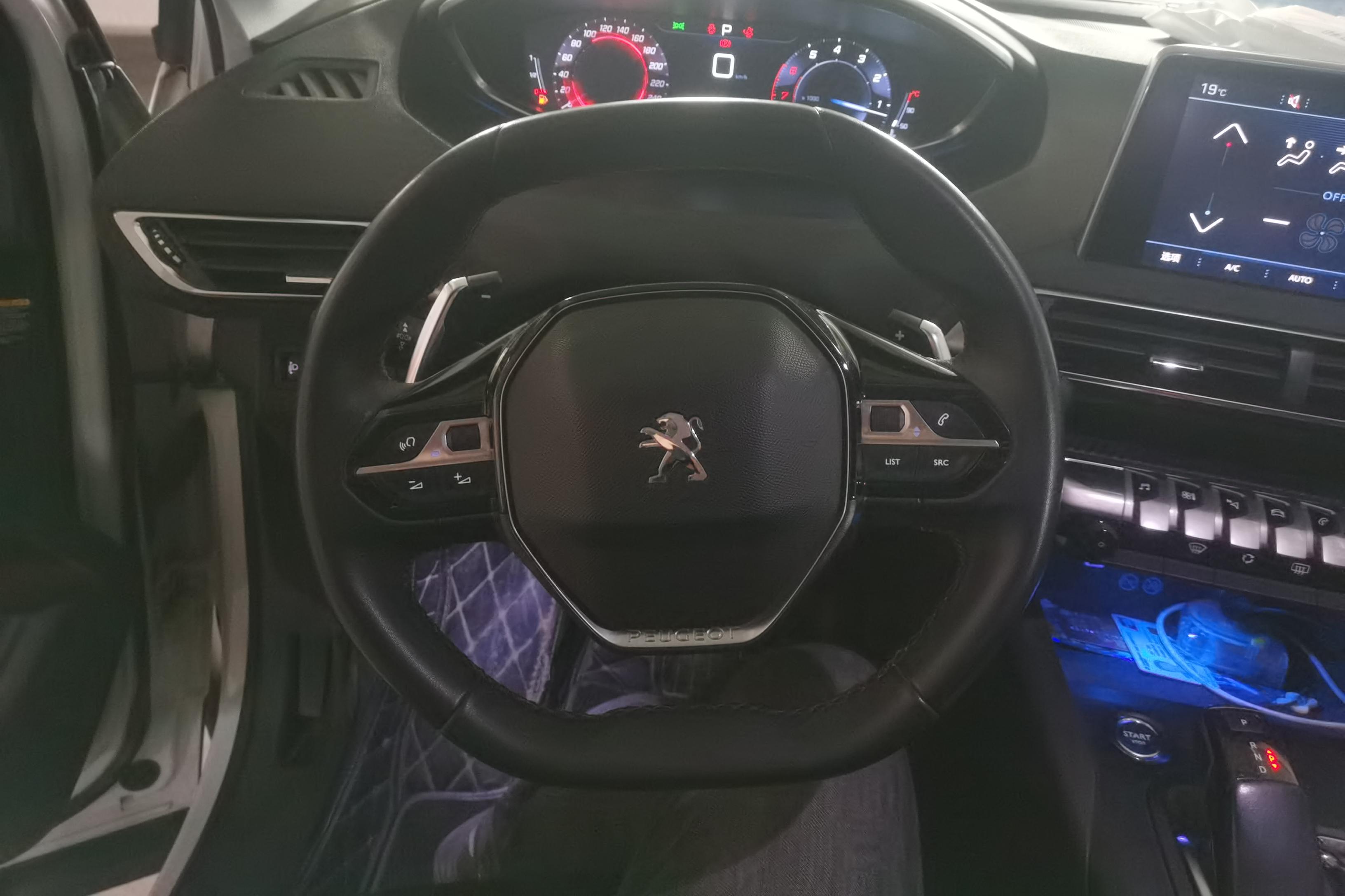 标致4008 2017款 1.6T 自动 精英版 (国Ⅴ) 