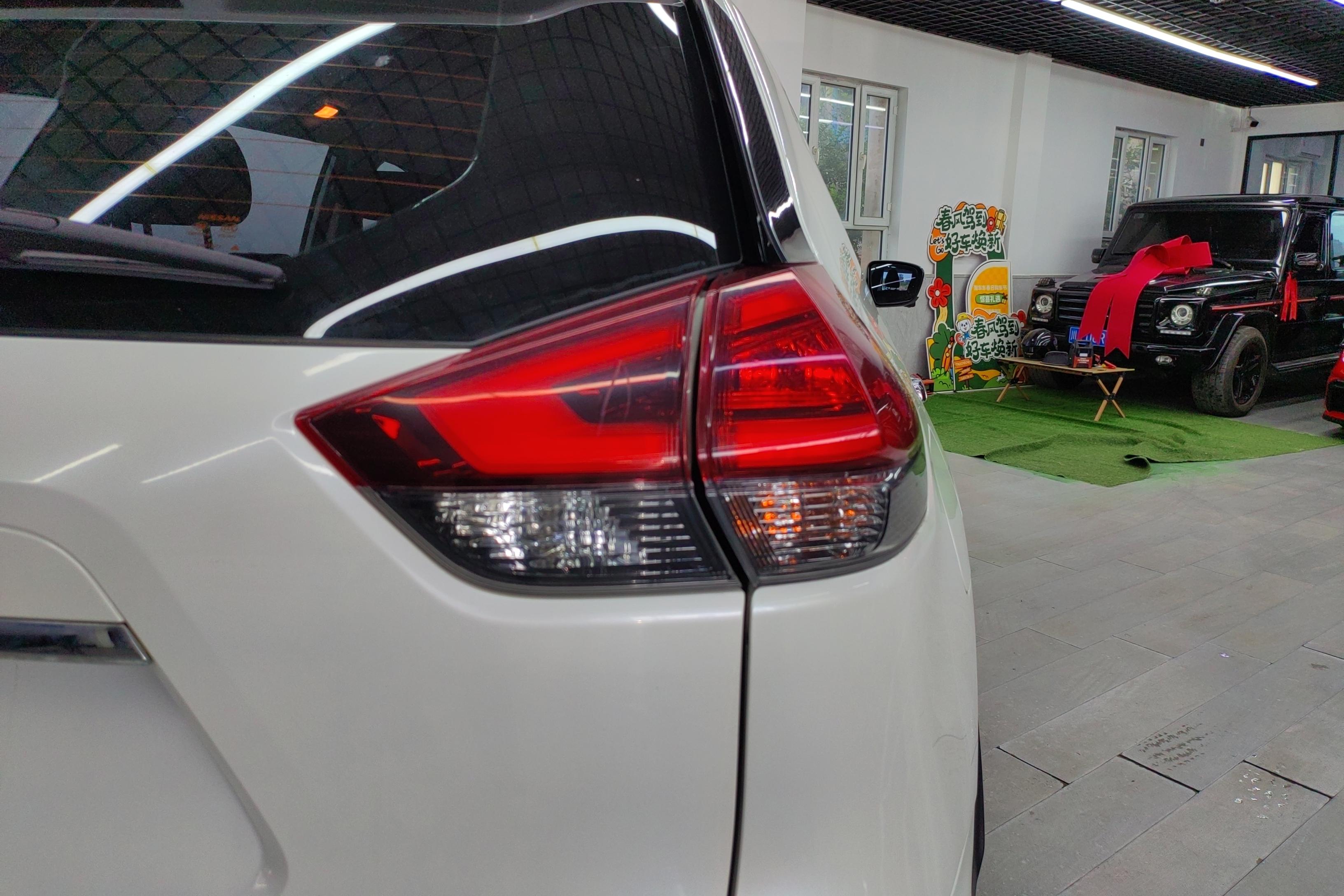 日产奇骏 2019款 2.0L 自动 前驱 智联舒适版 (国Ⅵ) 