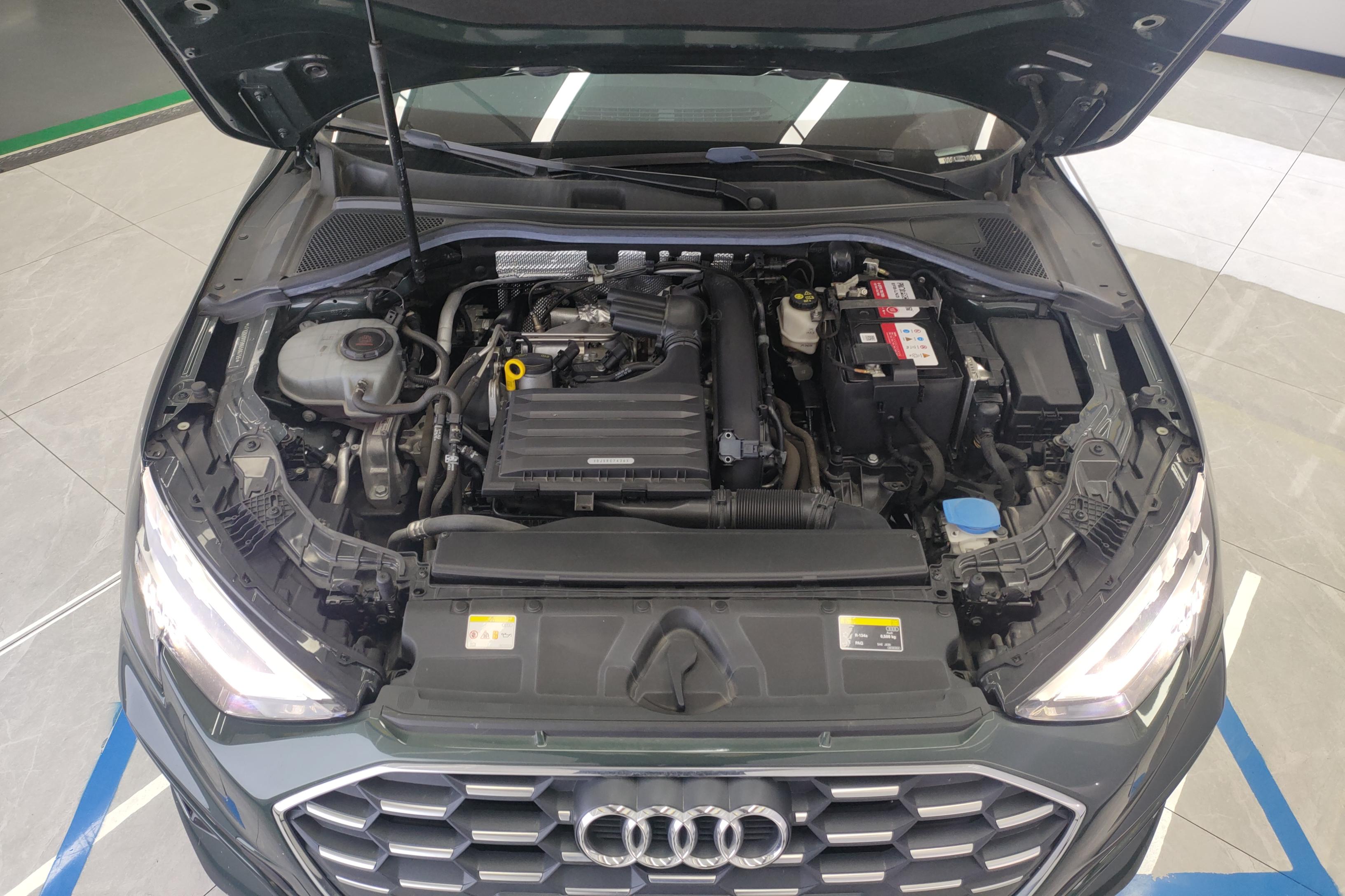奥迪A3 L35TFSI 2022款 1.4T 自动 Limousine进取运动型 (国Ⅵ) 