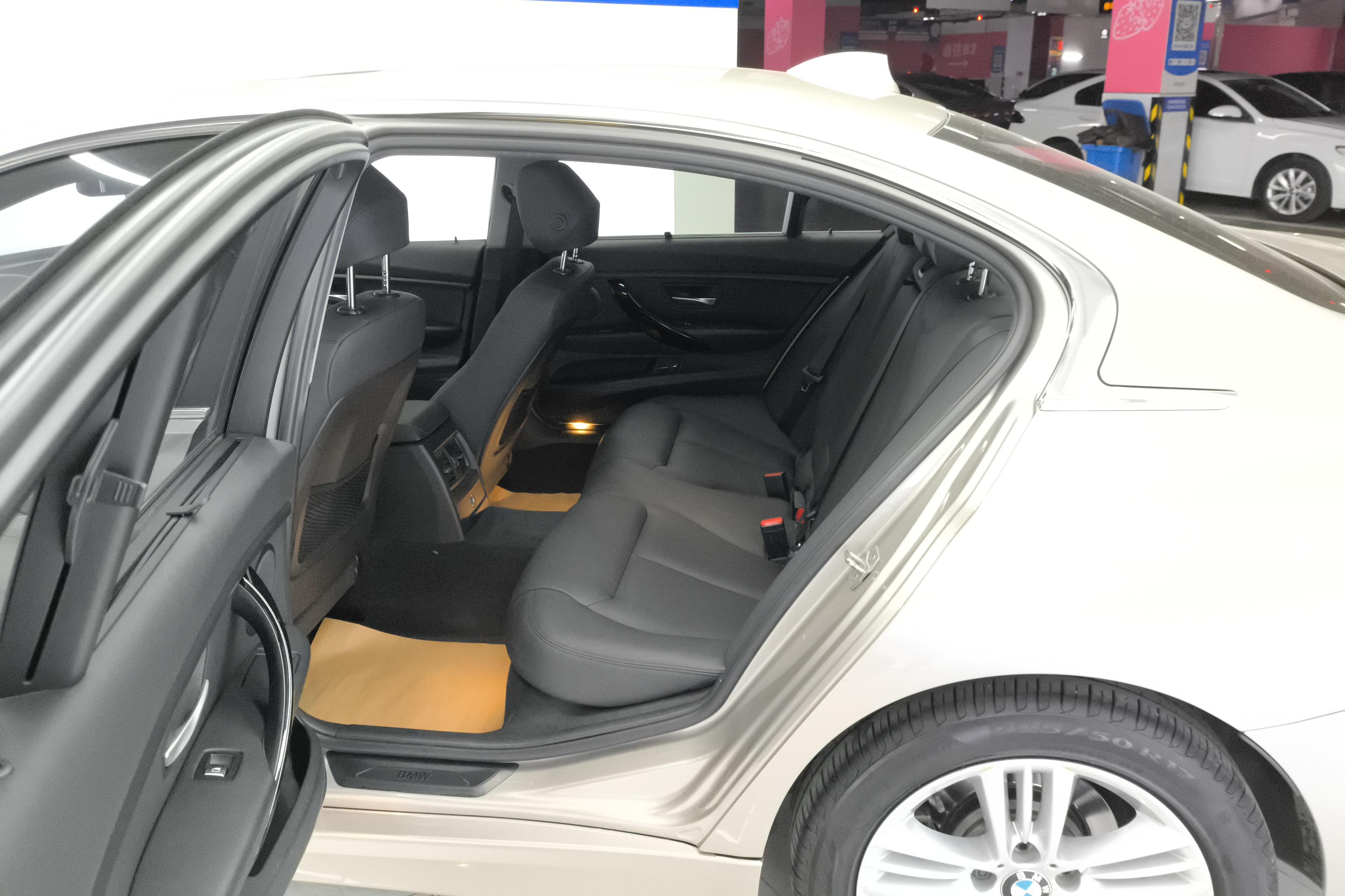 宝马3系 320Li 2017款 2.0T 自动 汽油 时尚型 (国Ⅴ) 