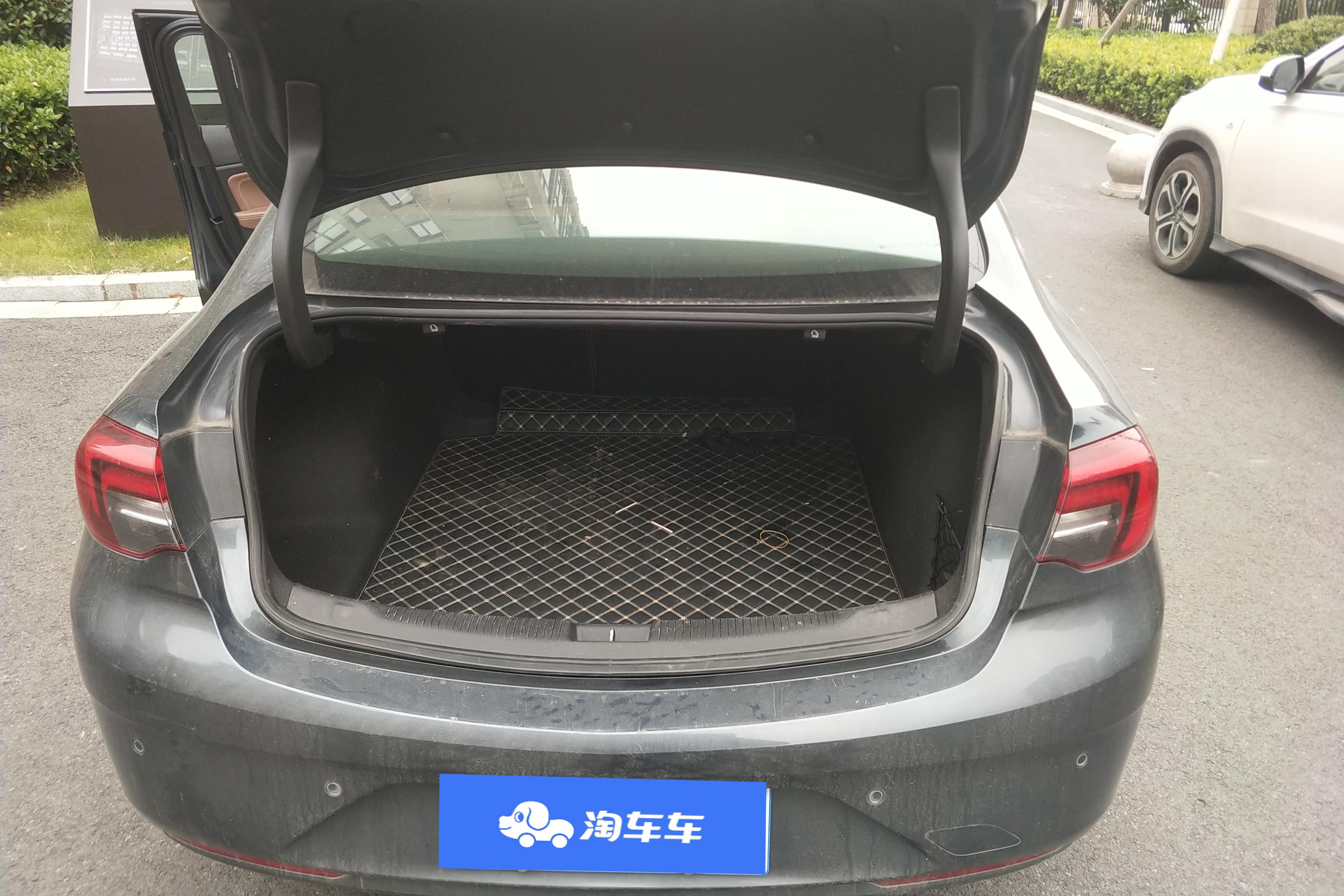 别克君威 2019款 1.5T 自动 20T精英型 (国Ⅵ) 