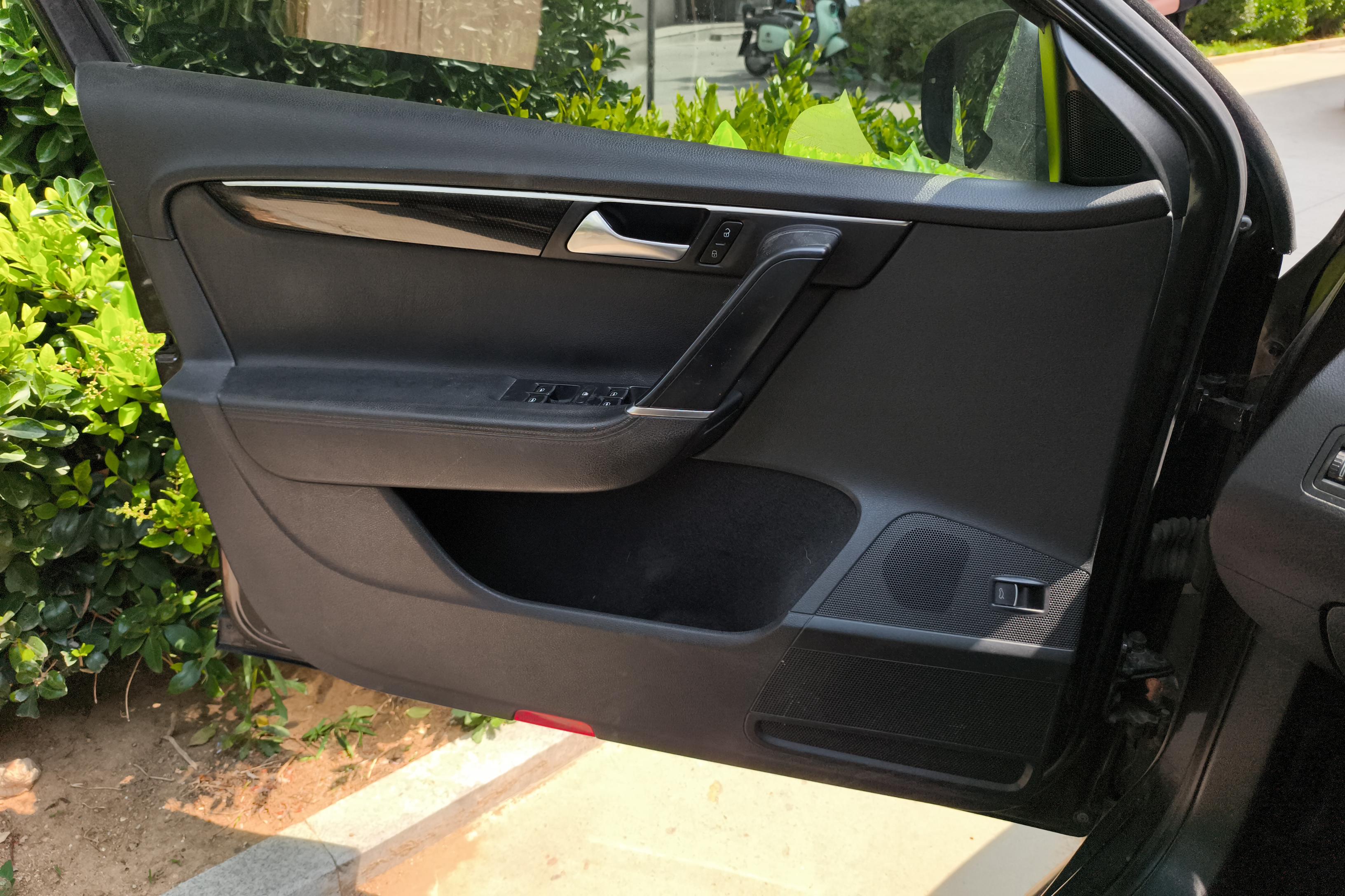 大众迈腾 2013款 1.8T 自动 汽油 豪华型 (国Ⅳ) 