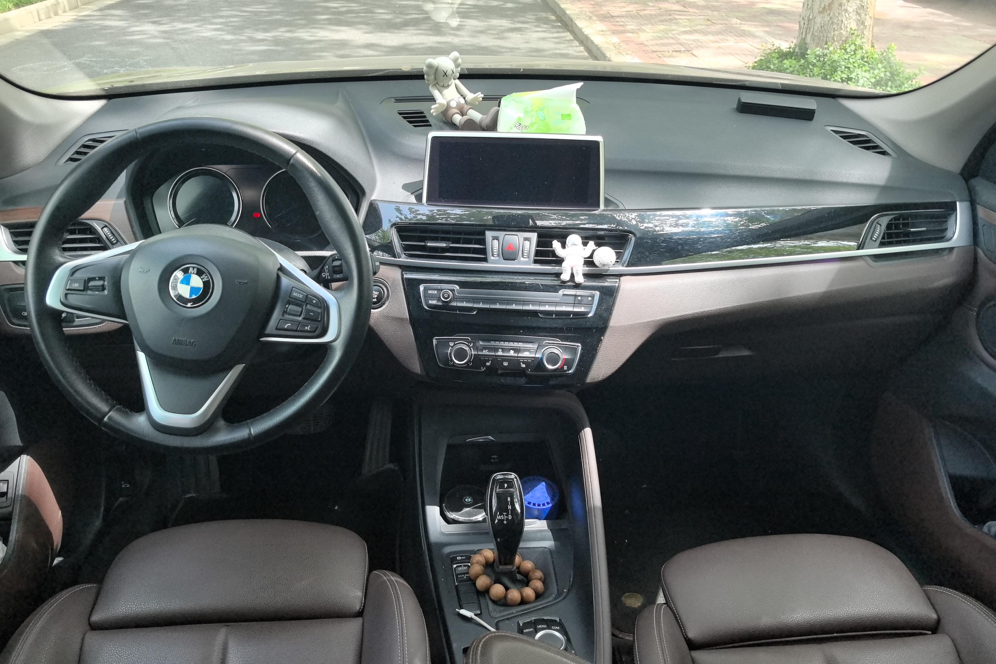宝马X1 sDrive20Li 2020款 1.5T 自动 前驱 汽油 时尚型 (国Ⅵ) 