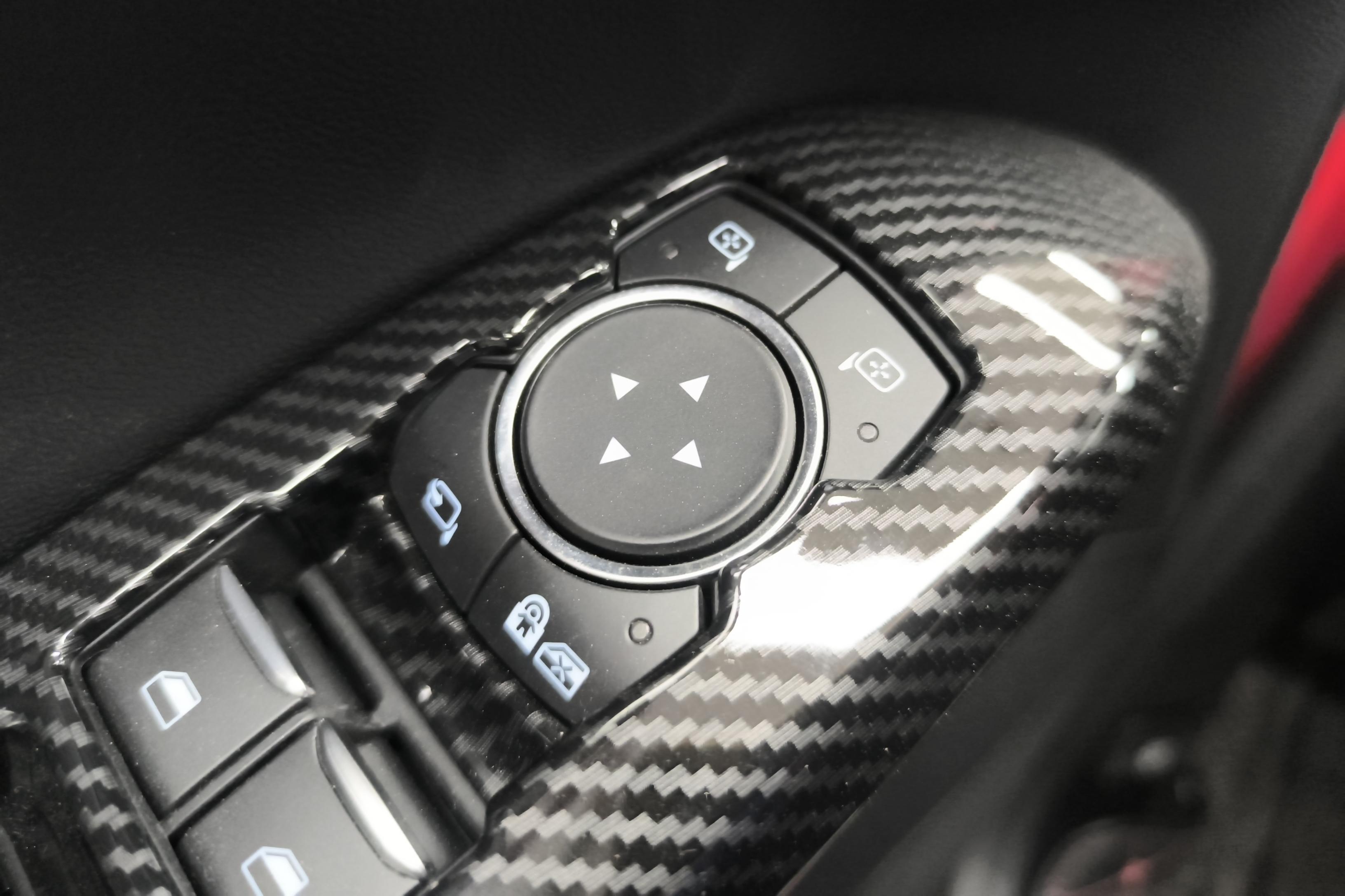 福特福克斯 2019款 1.5T 自动 5门5座两厢车 EcoBoost 180 ST Line (国Ⅴ) 