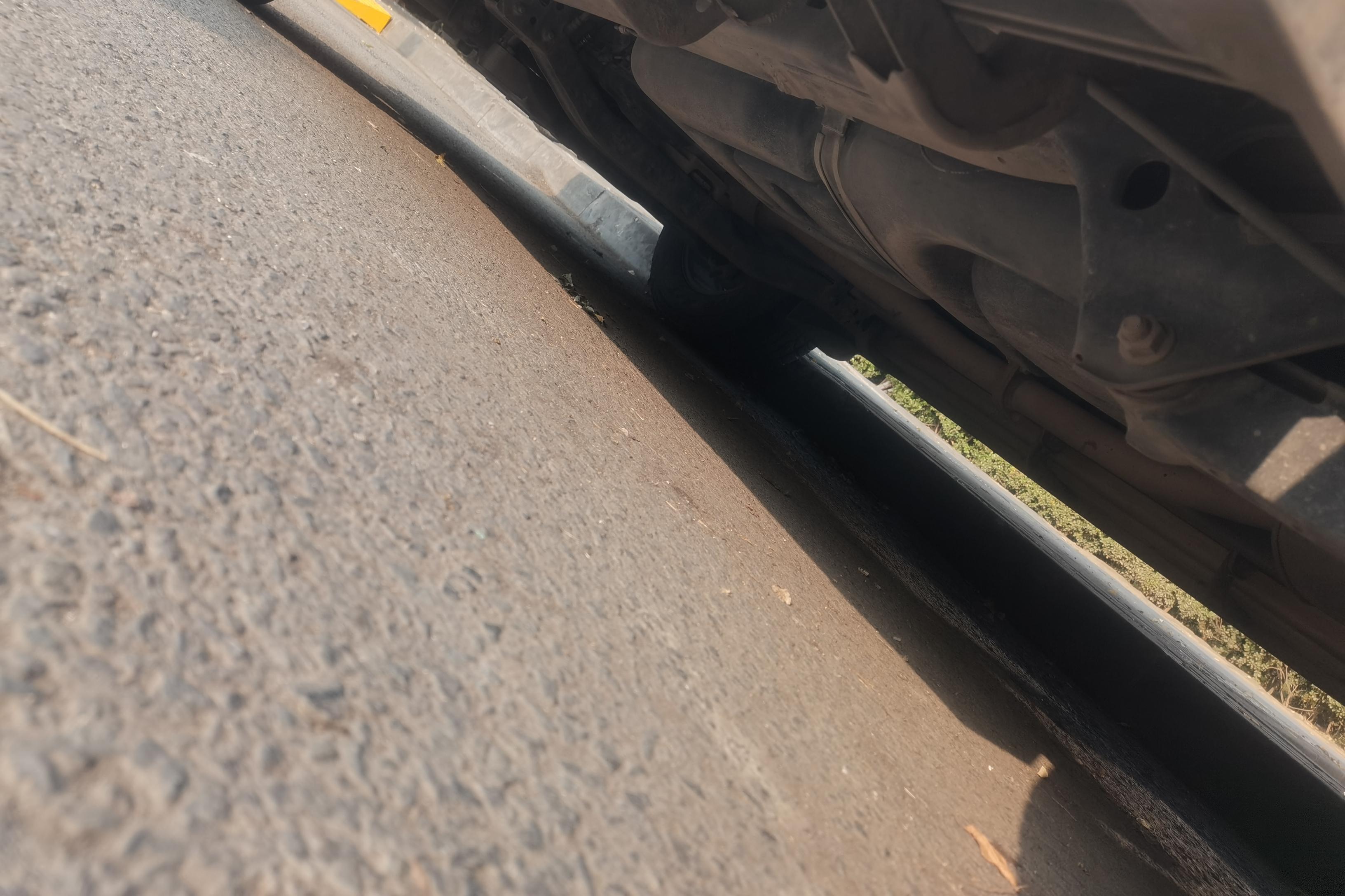 江铃驭胜 S350 2013款 2.4T 自动 后驱 豪华版 (国Ⅳ) 