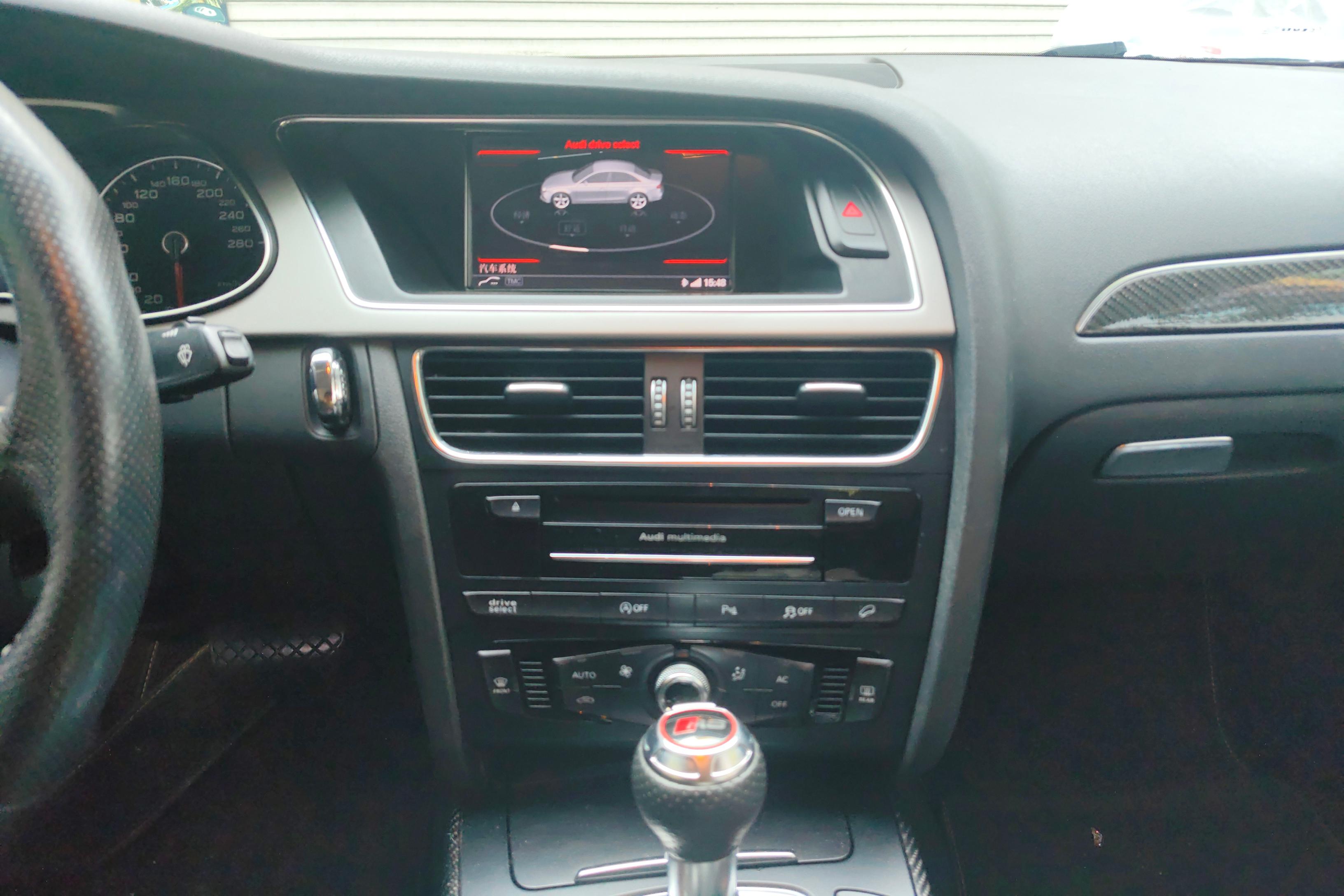 奥迪A4L 2013款 2.0T 自动 标准型 (国Ⅳ) 