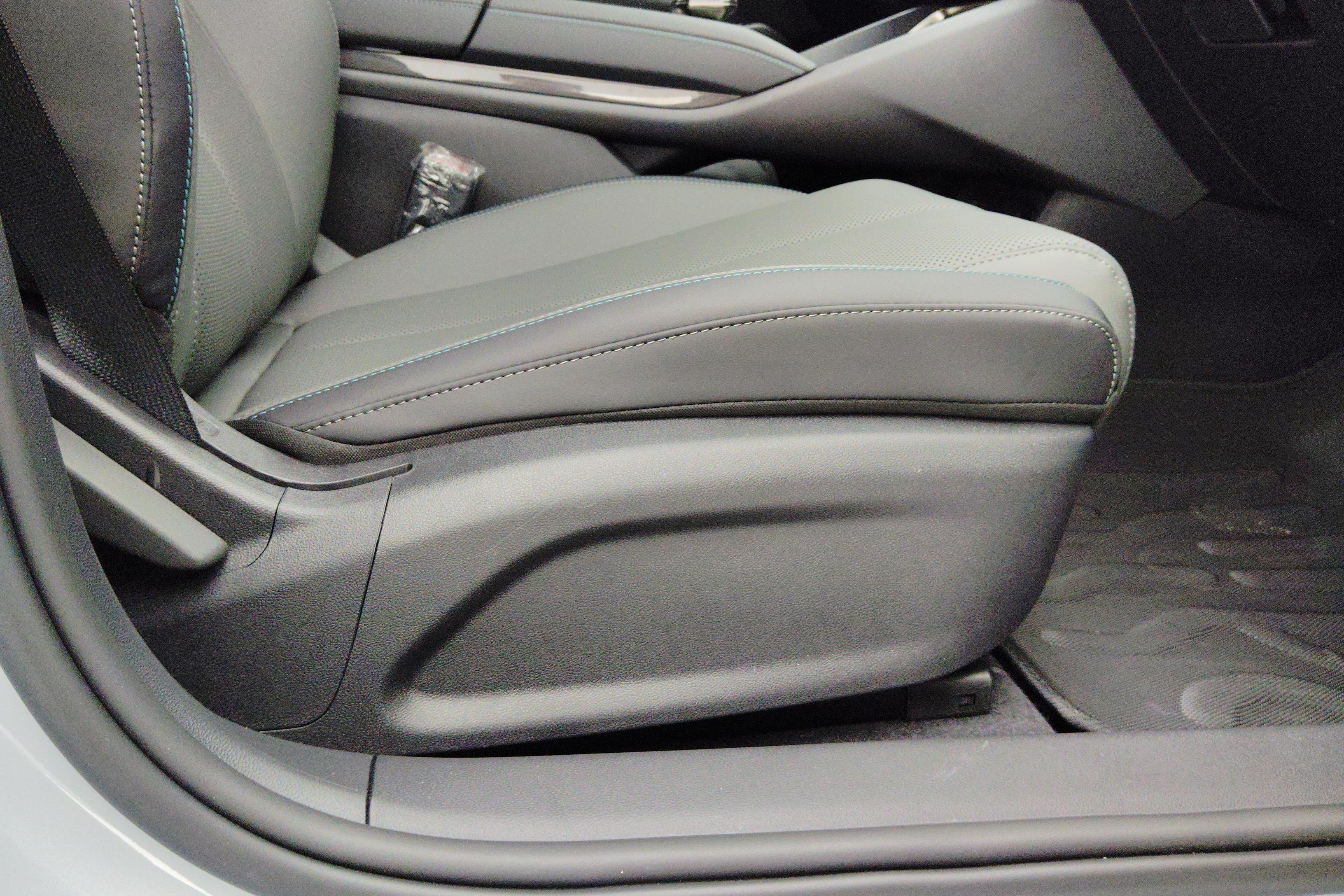 比亚迪秦L DM-i智驾版 2025款 1.5L 自动 80KM领先型 (国Ⅵ) 