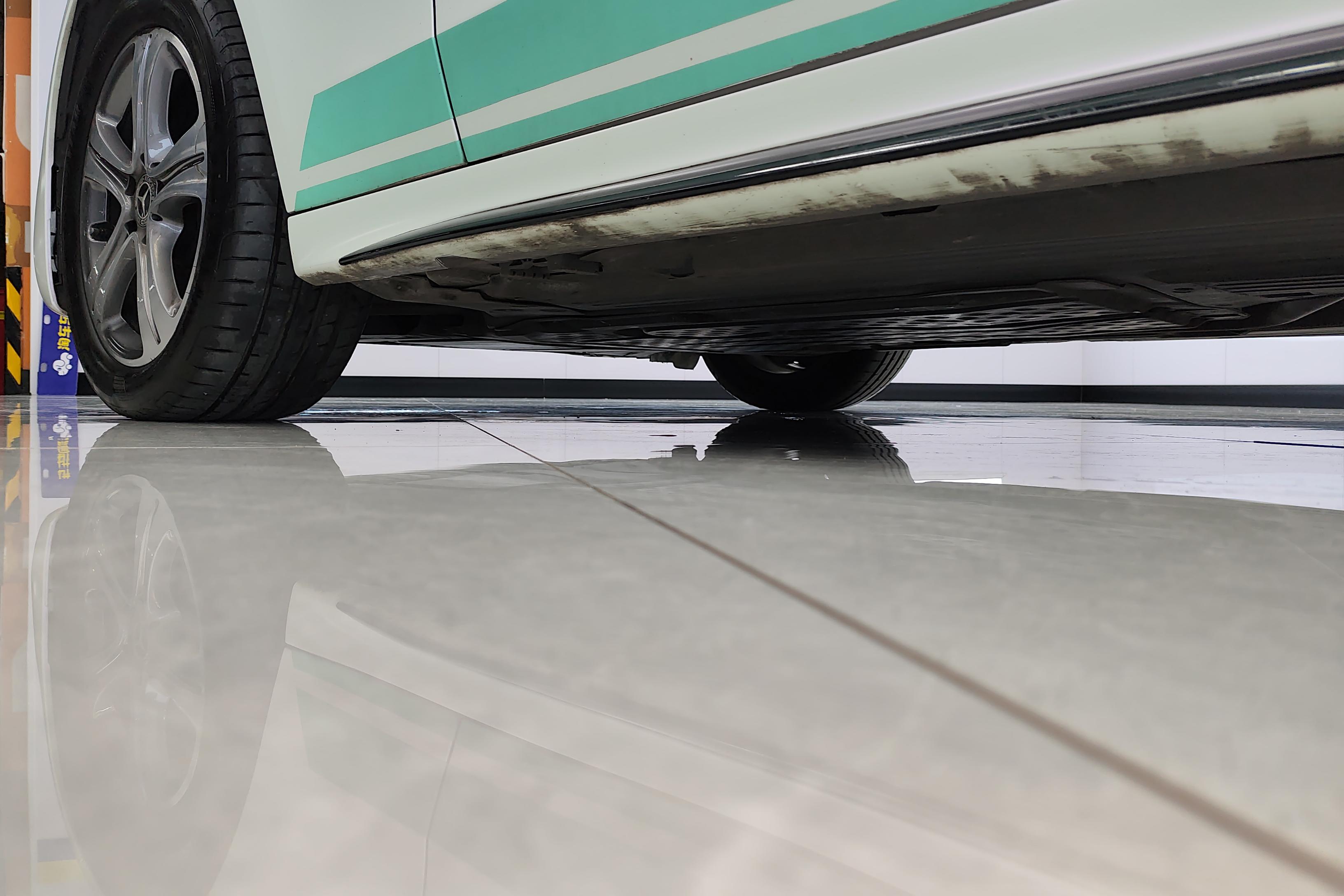 奔驰C级 C200L 2022款 1.5T 自动 改款运动版 (国Ⅵ) 