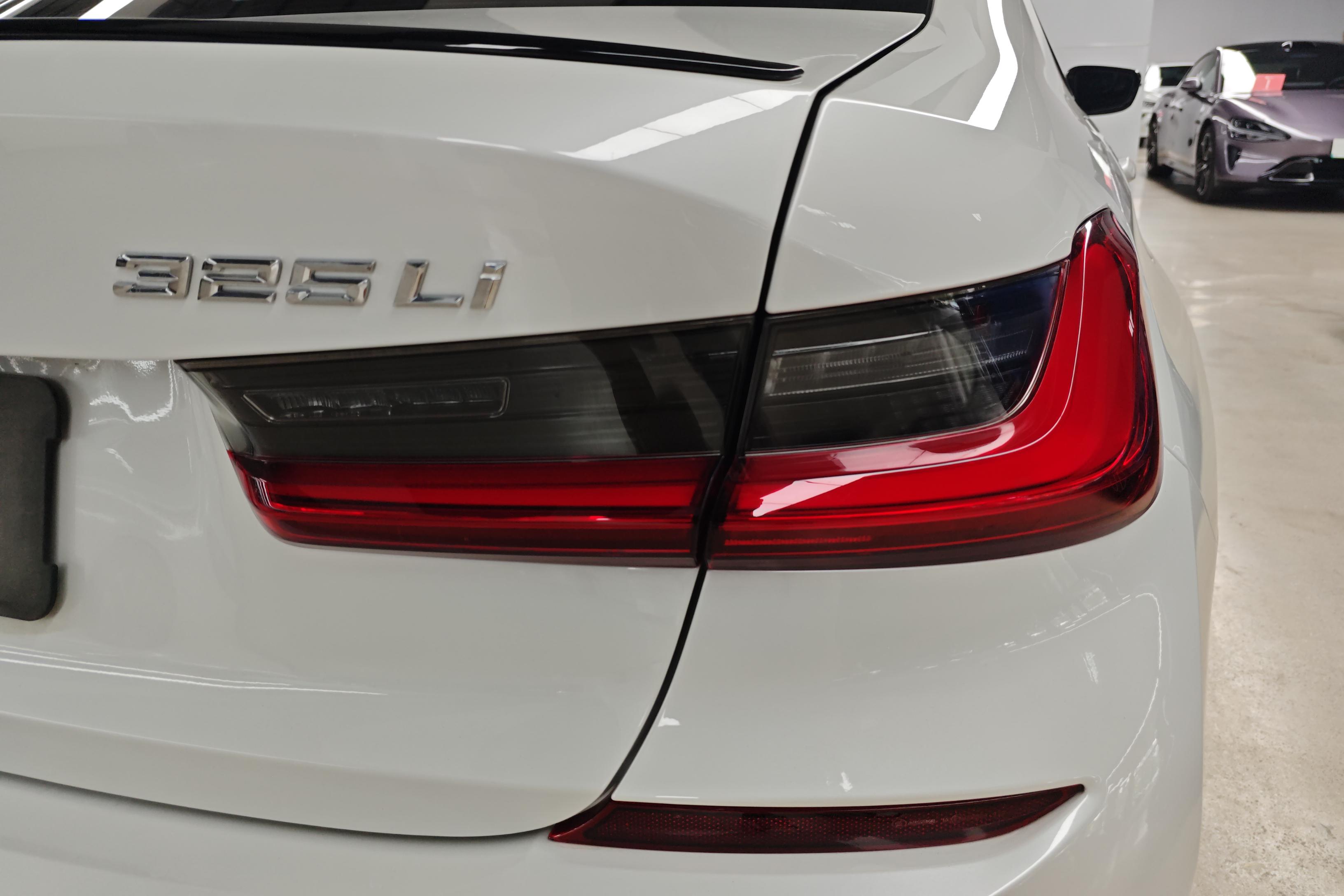 宝马3系 325Li 2020款 2.0T 自动 汽油 改款M运动曜夜版 (国Ⅵ) 
