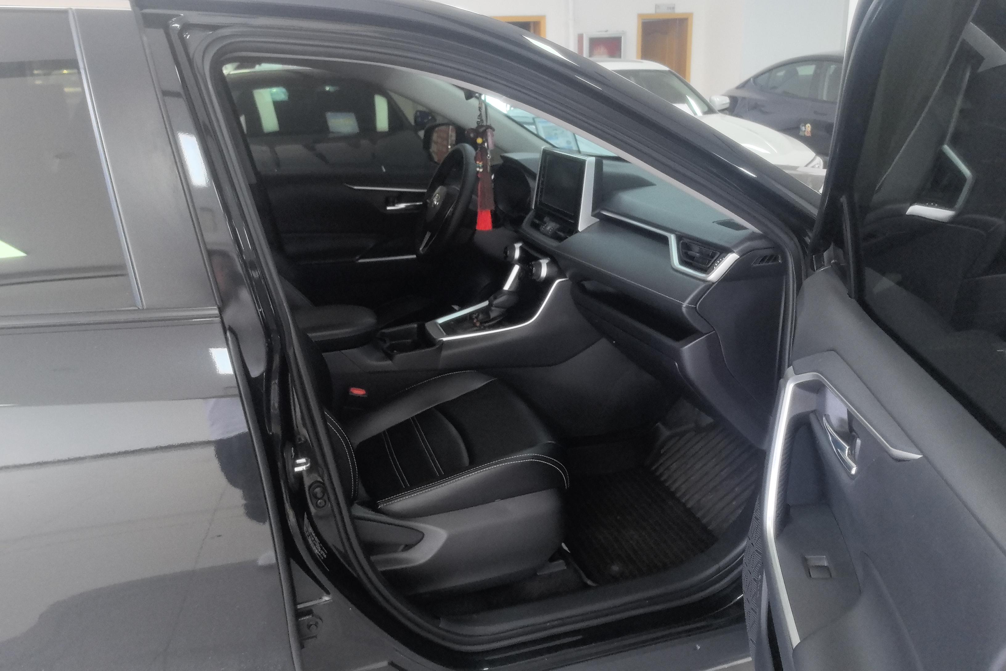 丰田RAV4 2020款 2.5L 自动 前驱 精英版 (国Ⅵ) 