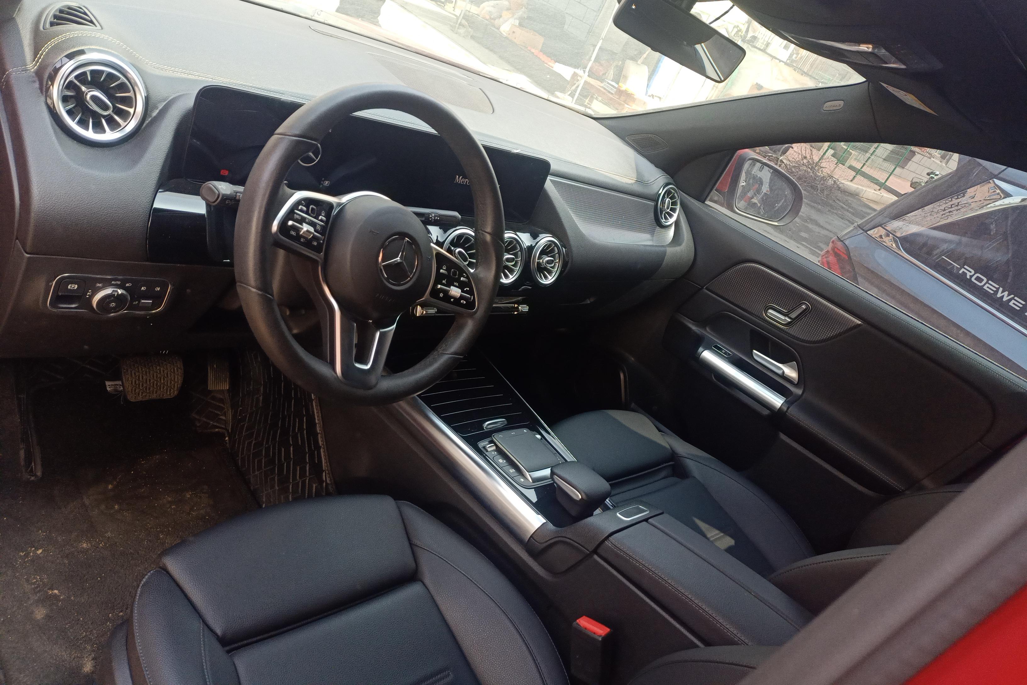 奔驰GLA 200 2020款 1.3T 自动 (国Ⅵ) 