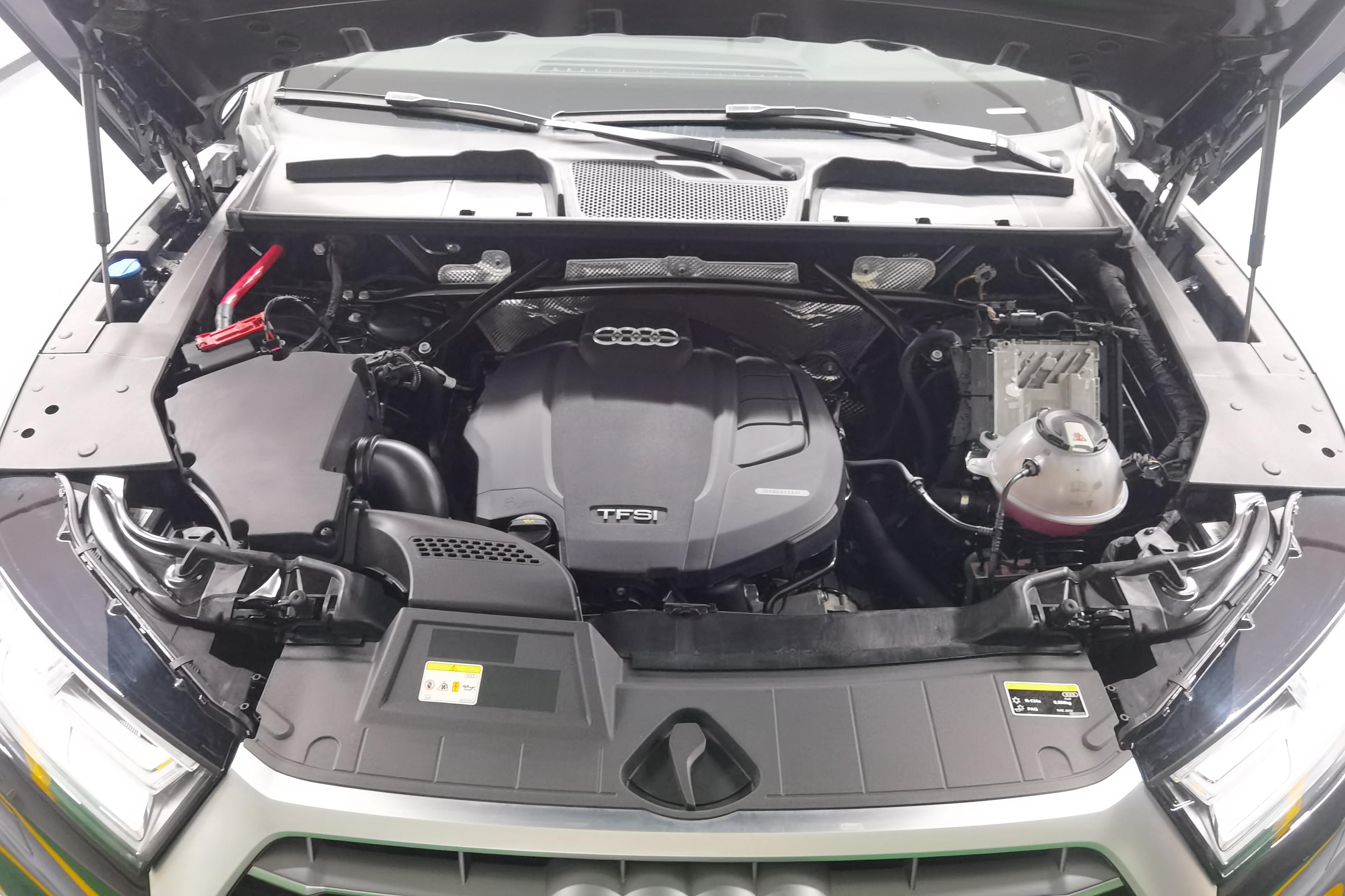 奥迪Q5L 40TFSI 2020款 2.0T 自动 改款荣享时尚型 (国Ⅵ) 