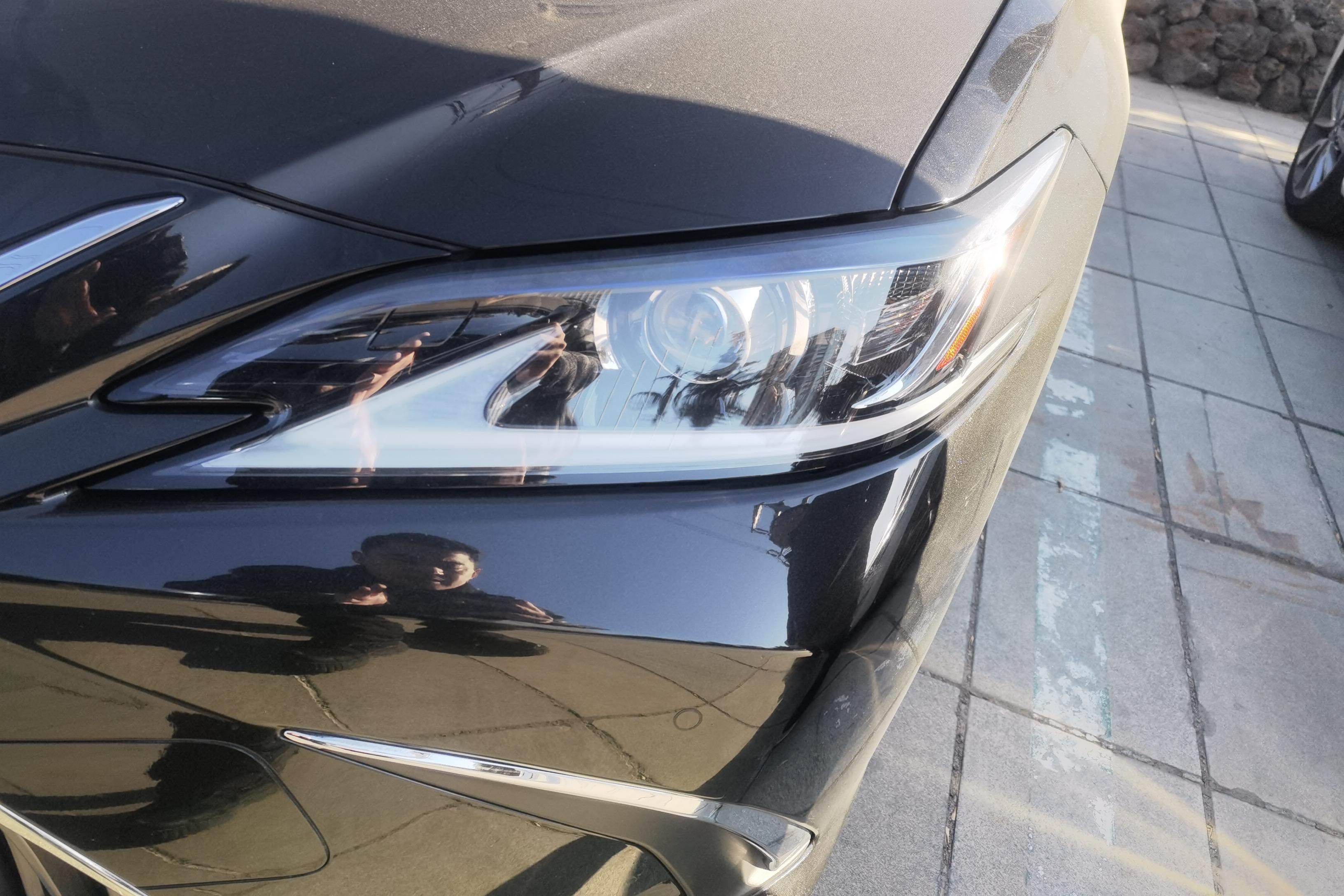 雷克萨斯ES 300h [进口] 2021款 2.5L 自动 卓越版 