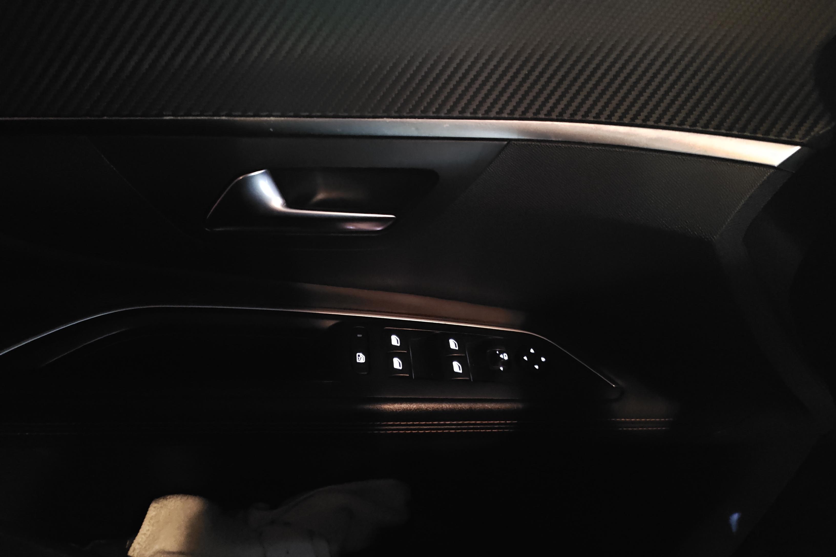 标致5008 2017款 1.8T 自动 380THP精英型 (国Ⅴ) 