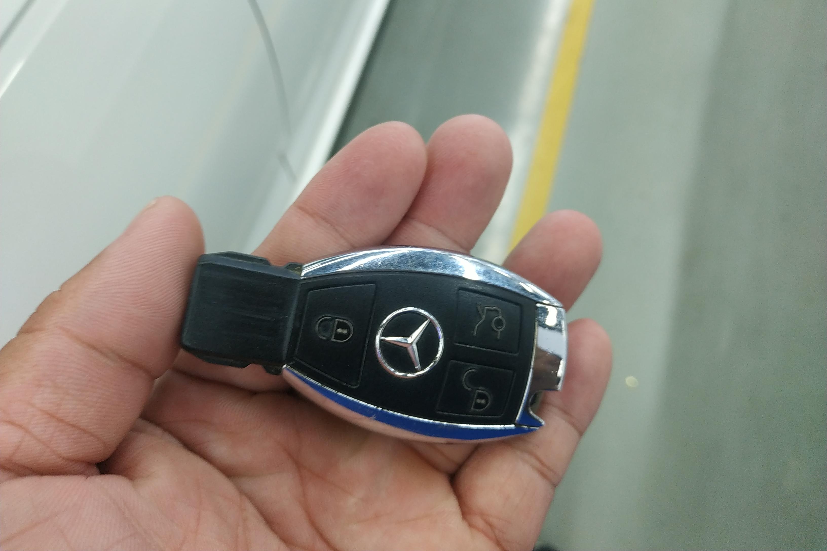 奔驰C级 C200 2017款 2.0T 自动 运动版改款 (国Ⅴ) 