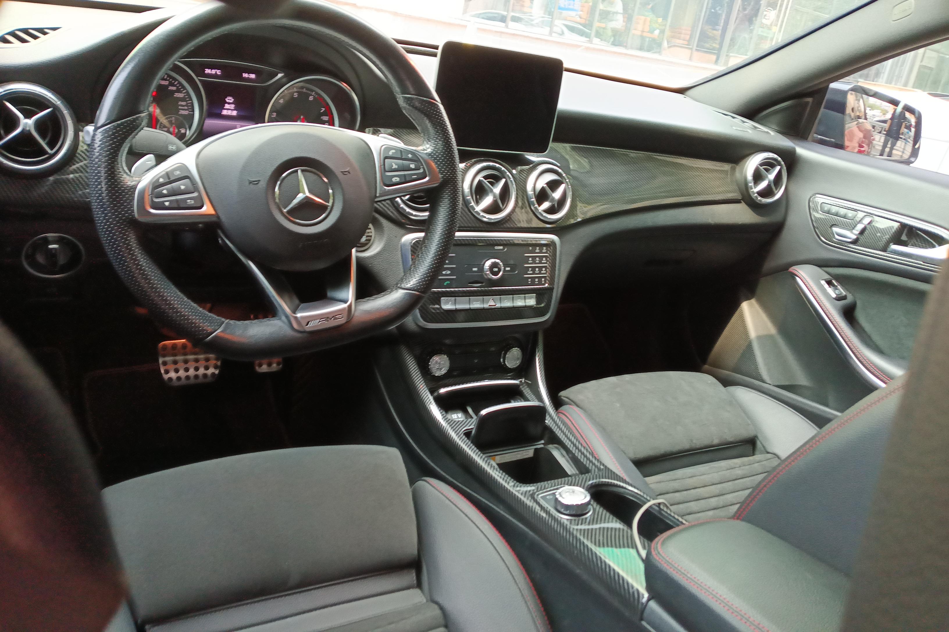 奔驰CLA级 CLA220 [进口] 2019款 2.0T 自动 汽油 