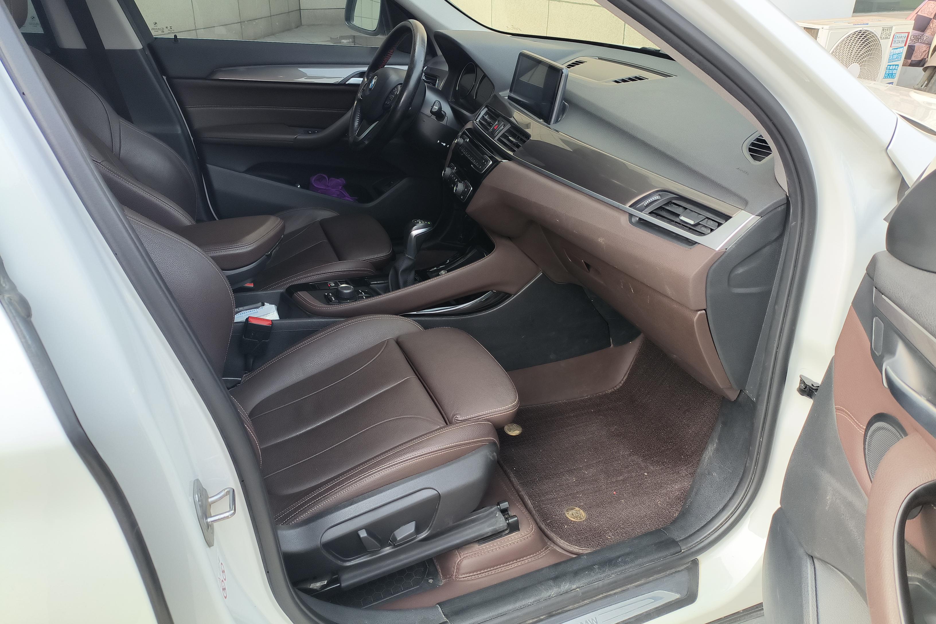 宝马X1 sDrive18Li 2019款 1.5T 自动 前驱 汽油 尊享型 (国Ⅴ) 