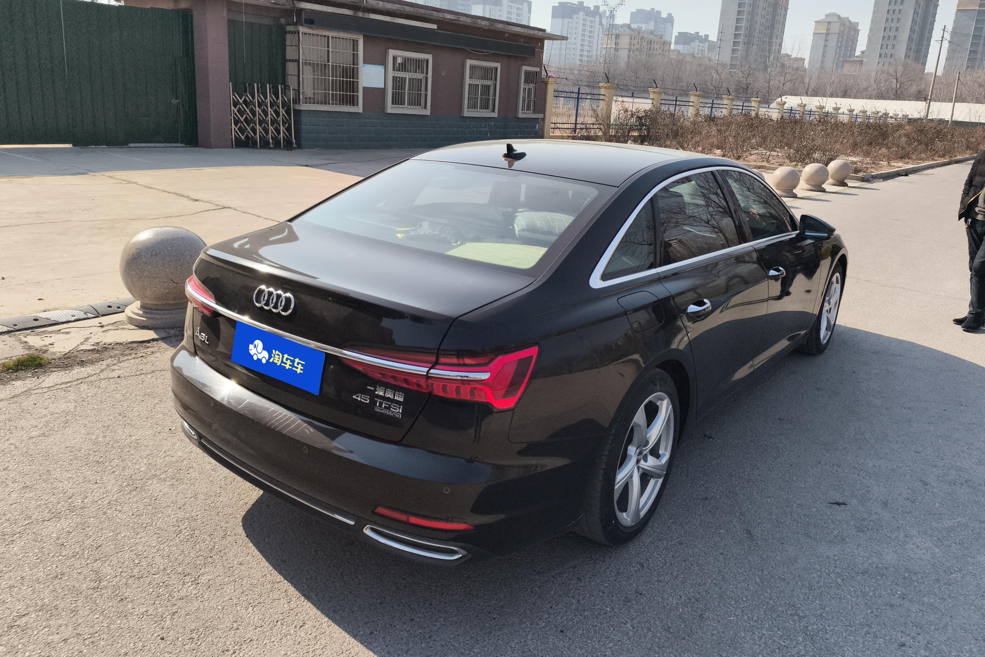 奥迪A6L 45TFSI 2019款 2.0T 自动 臻选致雅型 (国Ⅵ) 