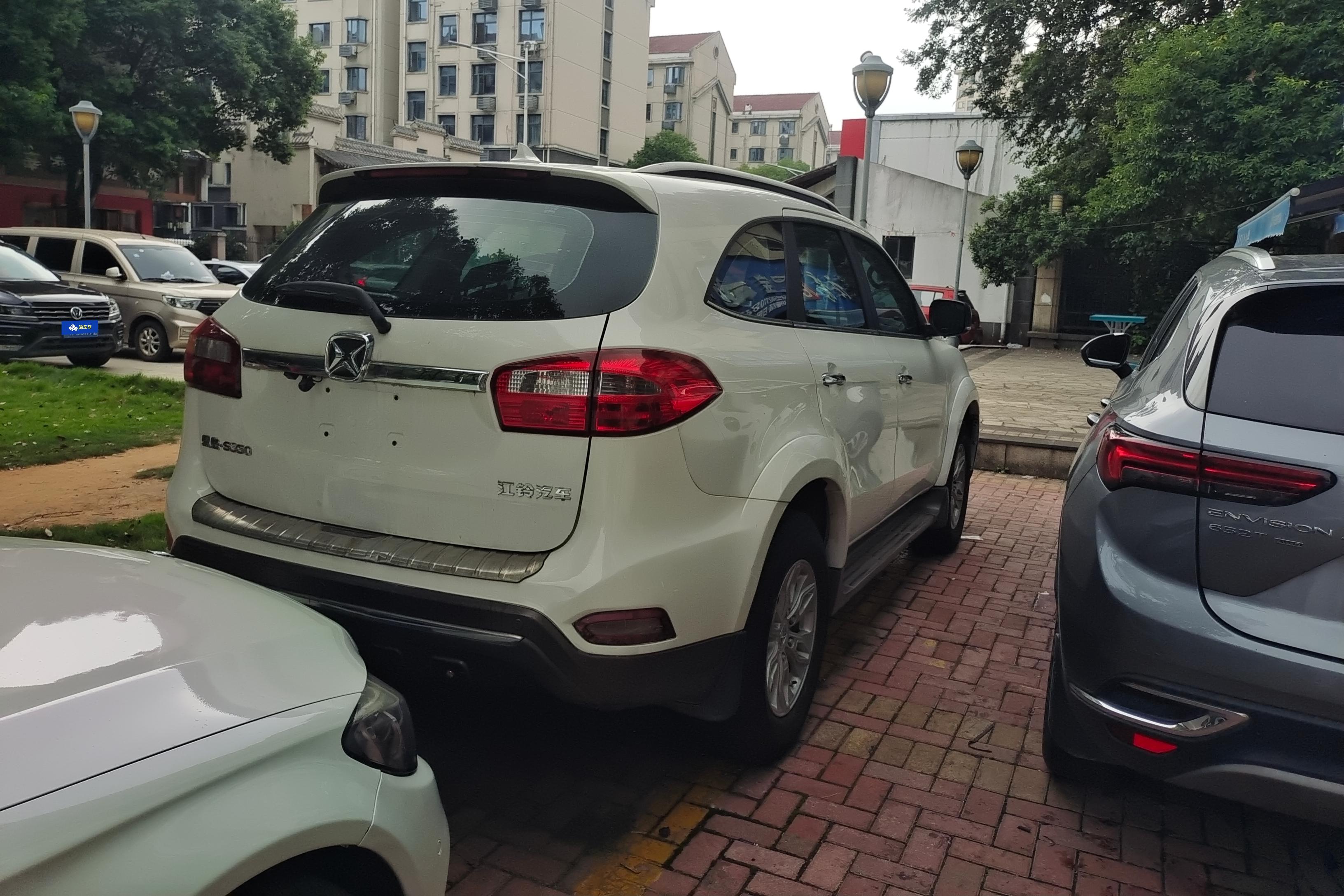 江铃驭胜 S350 2017款 2.0T 自动 后驱 豪华天窗版 (国Ⅴ) 