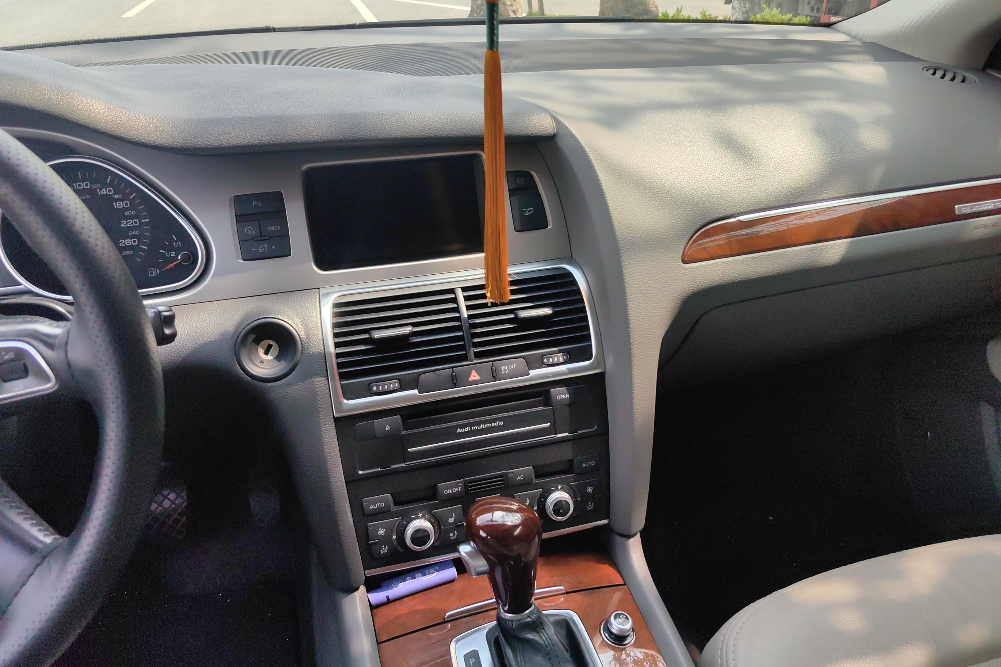 奥迪Q7 [进口] 2011款 3.0T 自动 技术型 