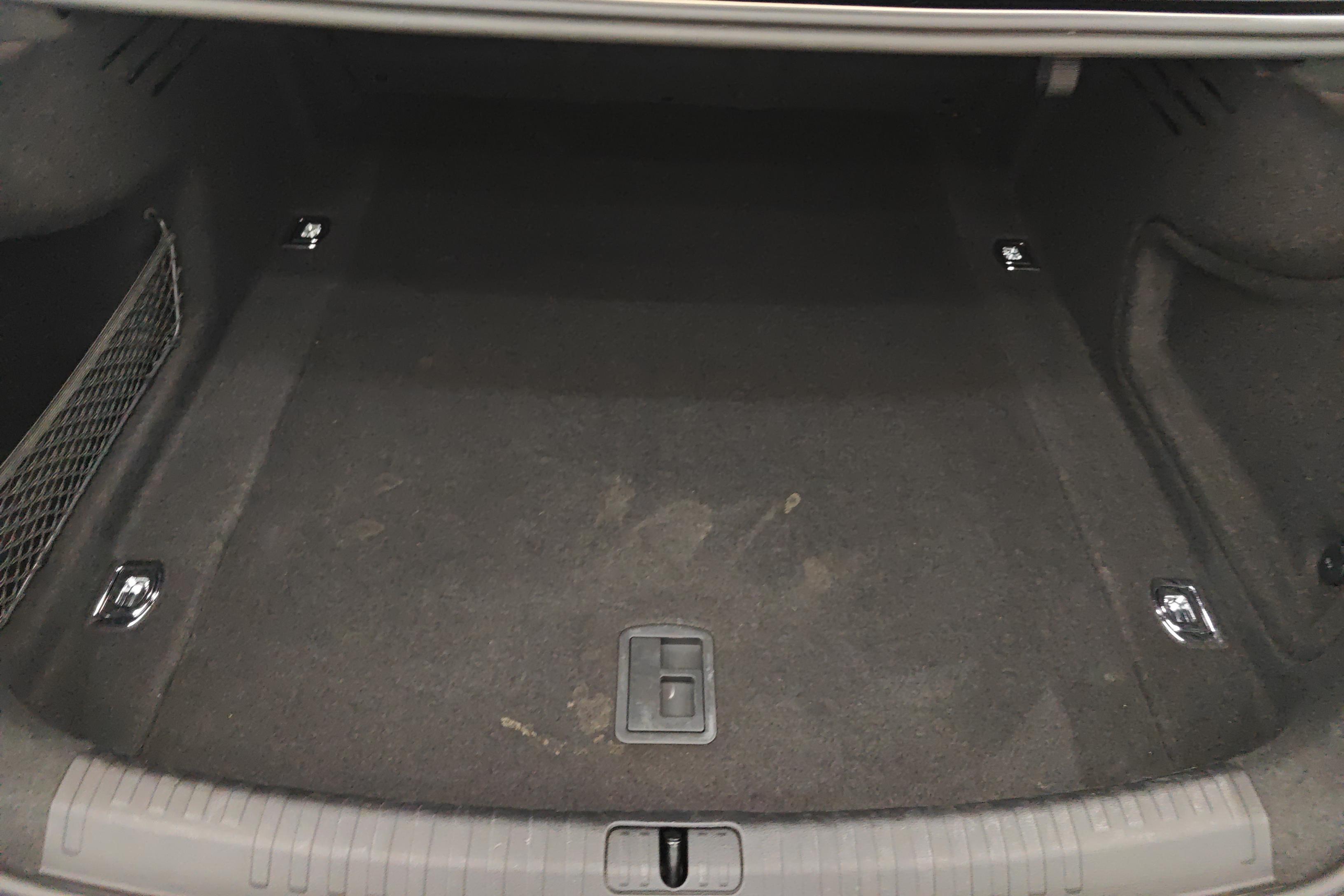 奥迪A6L 40TFSI 2021款 2.0T 自动 豪华动感型 (国Ⅵ) 