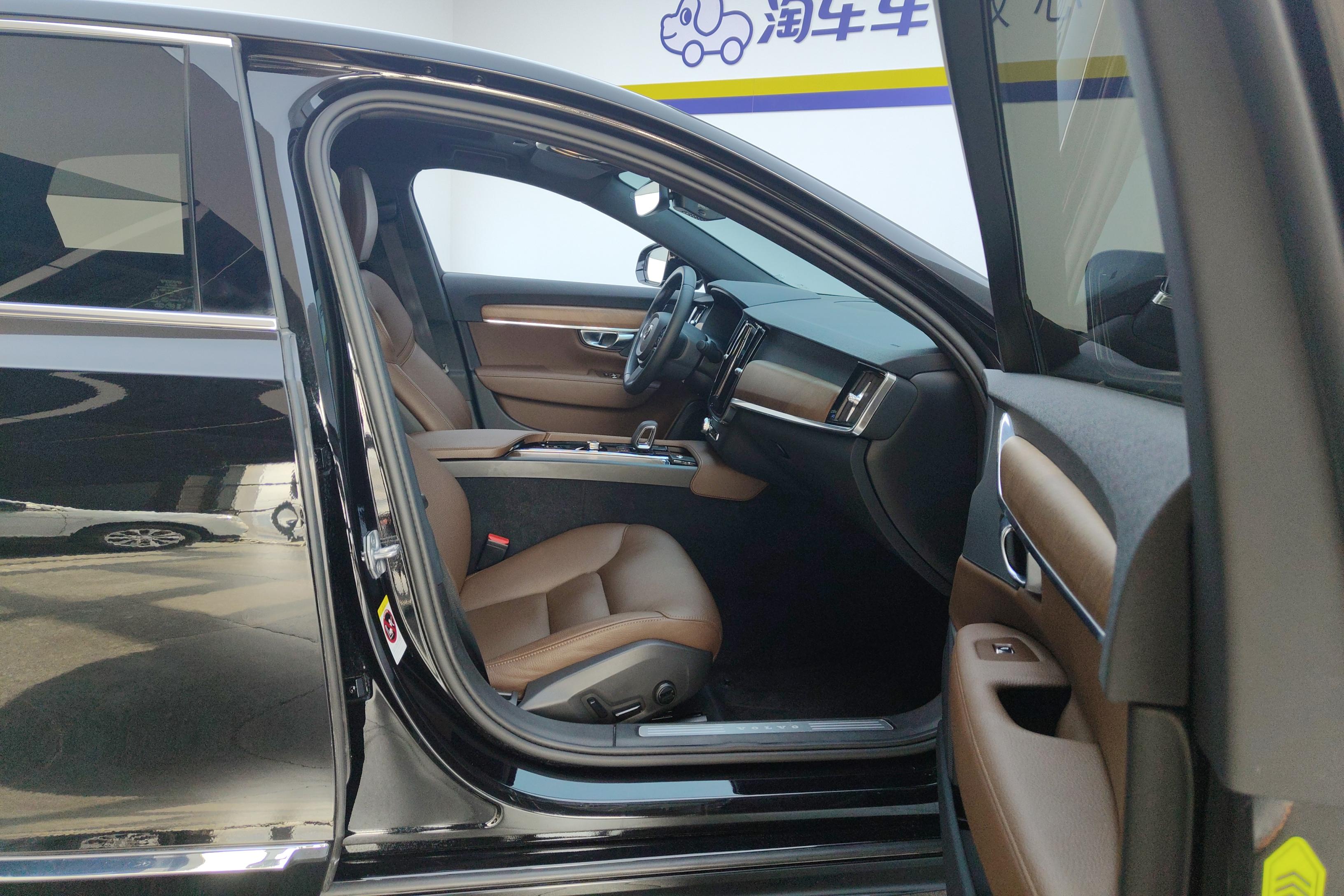 沃尔沃S90 B5 2022款 2.0T 自动 智逸豪华版 (国Ⅵ) 